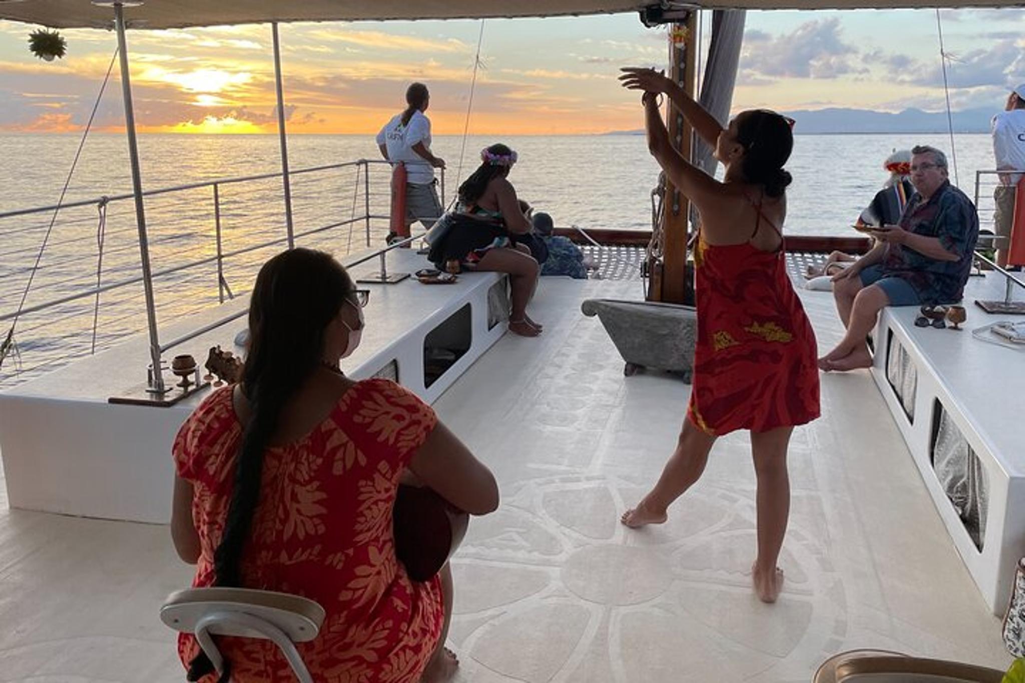 Waikiki Polynesian Canoe Sunset Sail