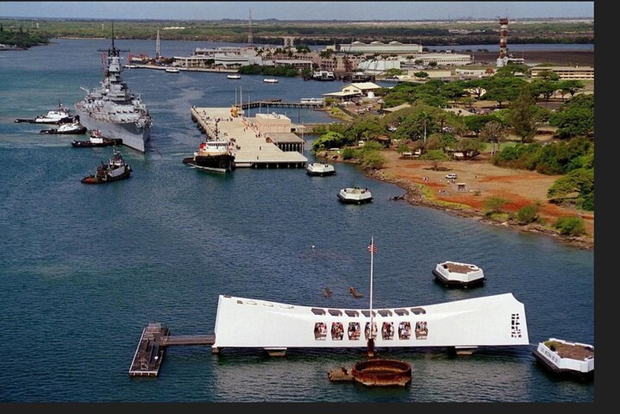 Oahu Pearl Harbor USS Arizona Memorial Tour - Image 6