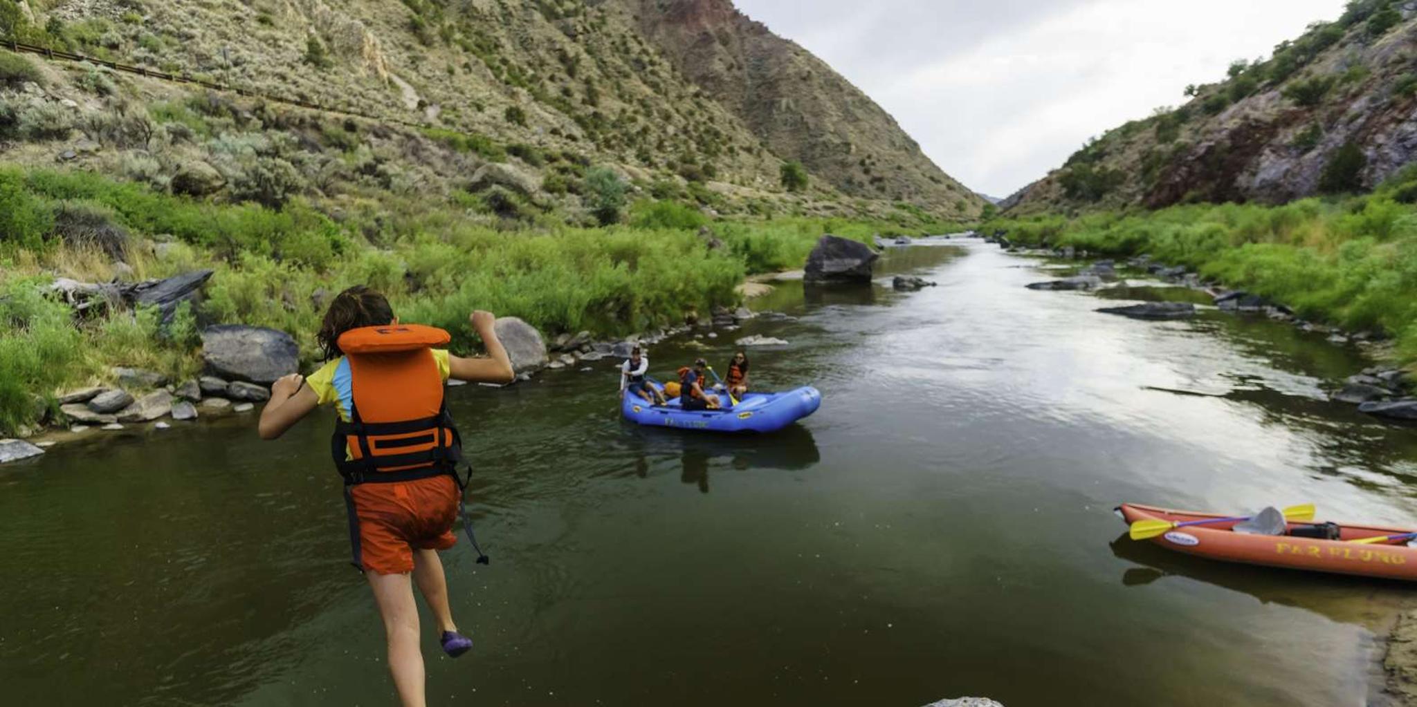 Taos Rio Grande Whitewater Rafting Adventure 3 hr - Image 3