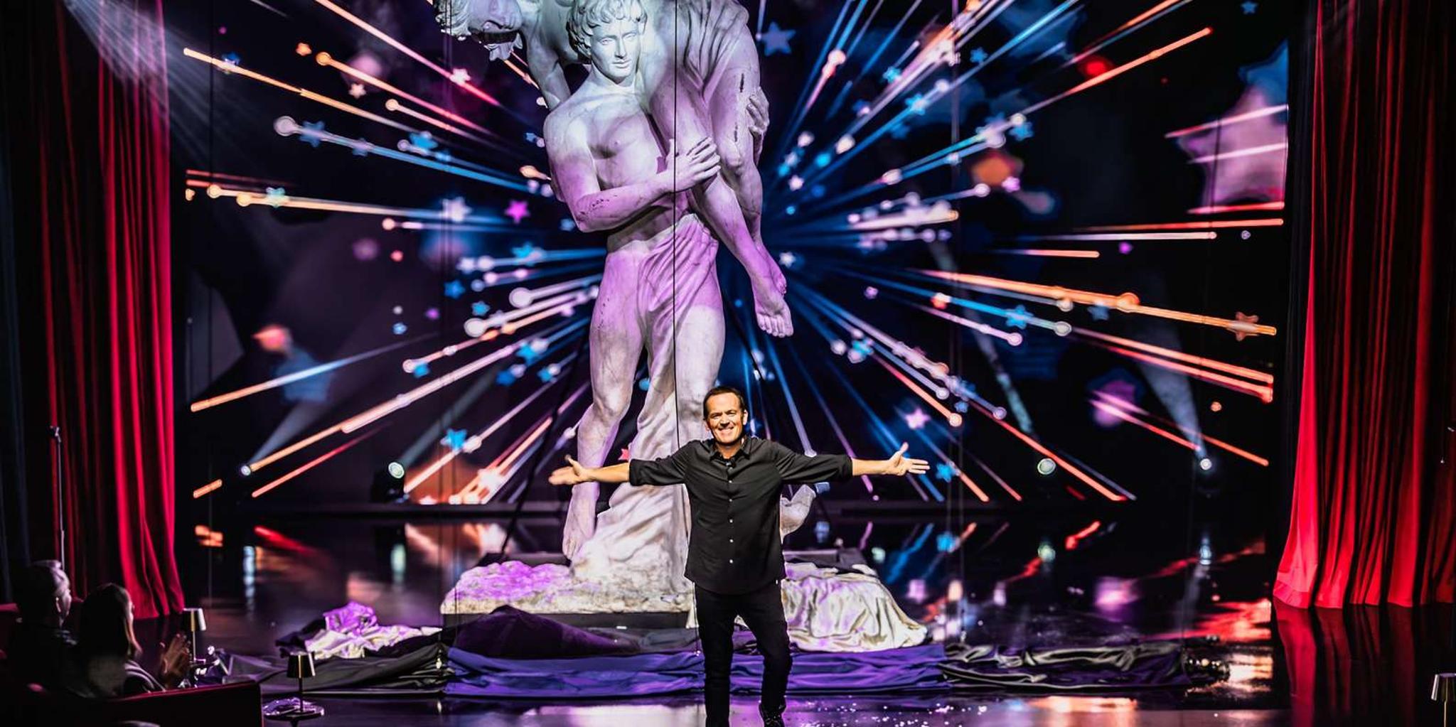 Las Vegas Nathan Burton Magic Show - Image 4