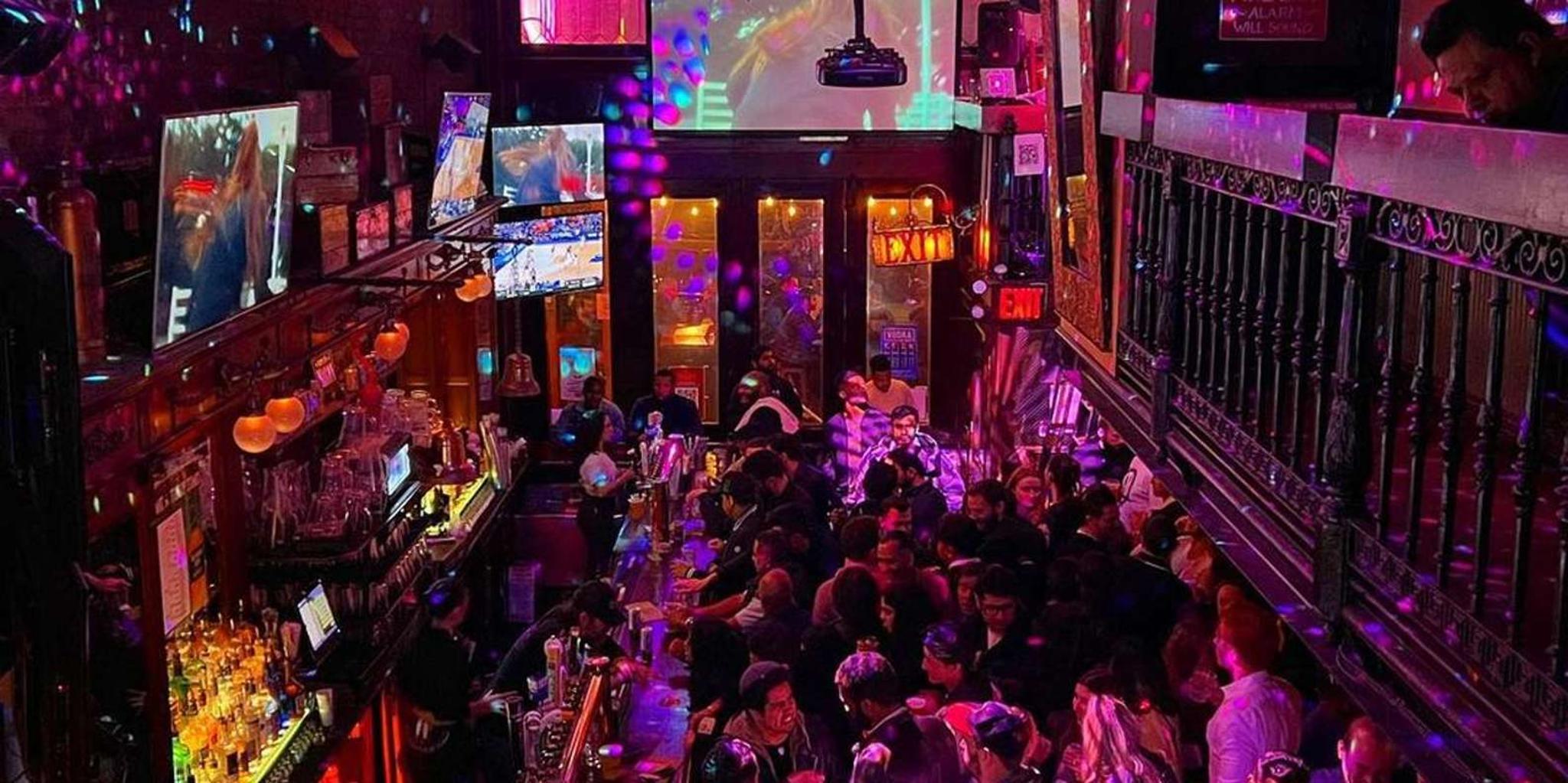 New York City West Village Pub Crawl - Image 2