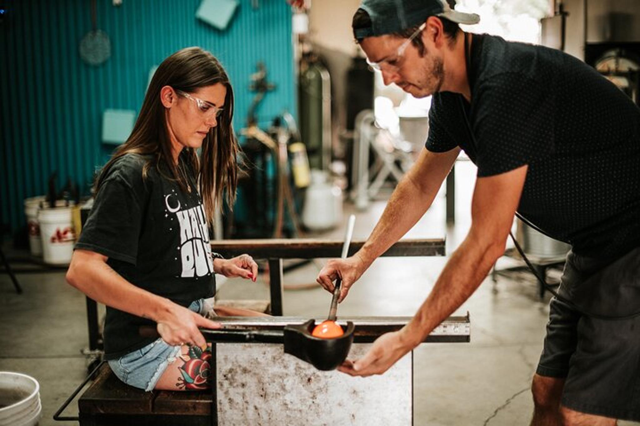 Sedona Glassblowing Workshop - Image 5