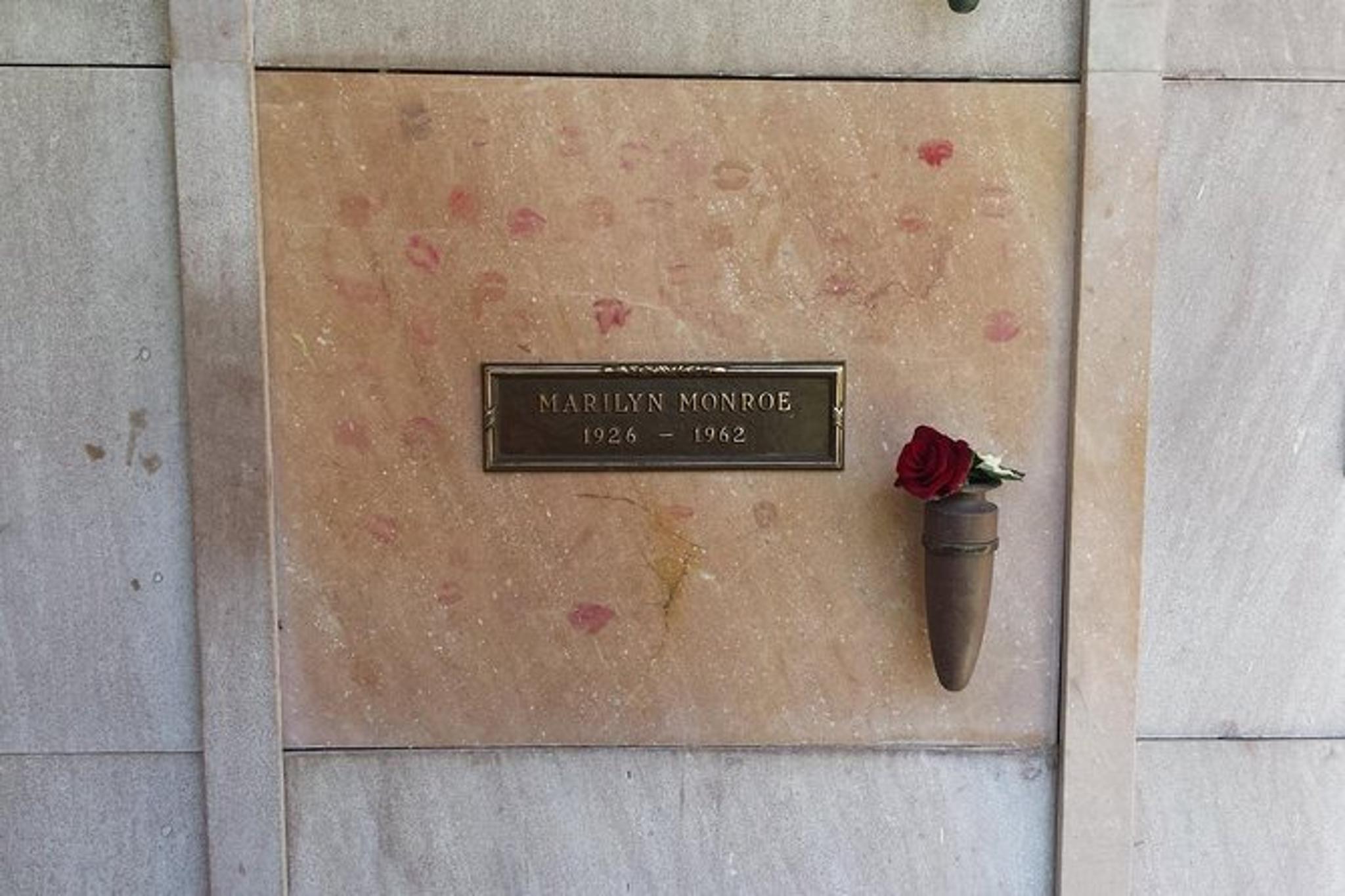 Los Angeles Tragic History Tour - Image 4