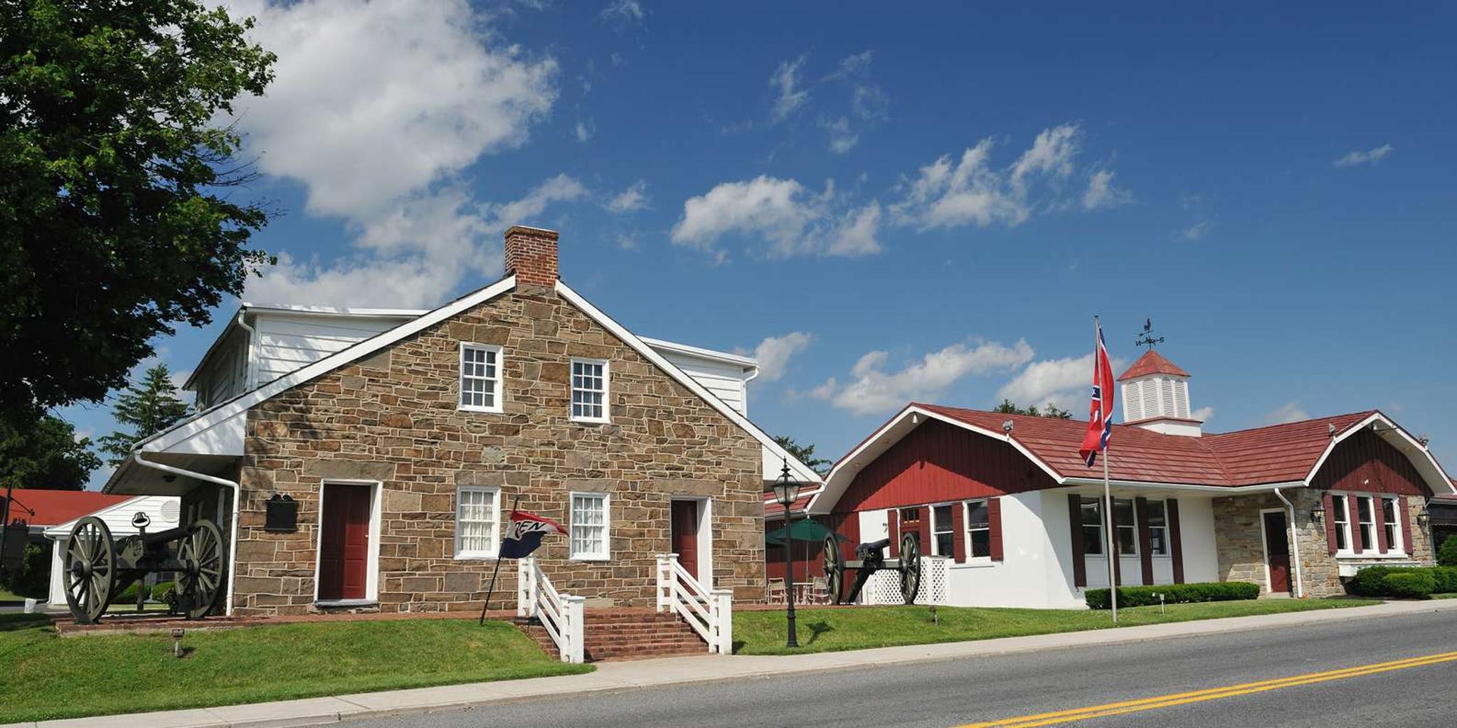 Gettysburg Historic Downtown Walking Tour 2 hr - Image 3