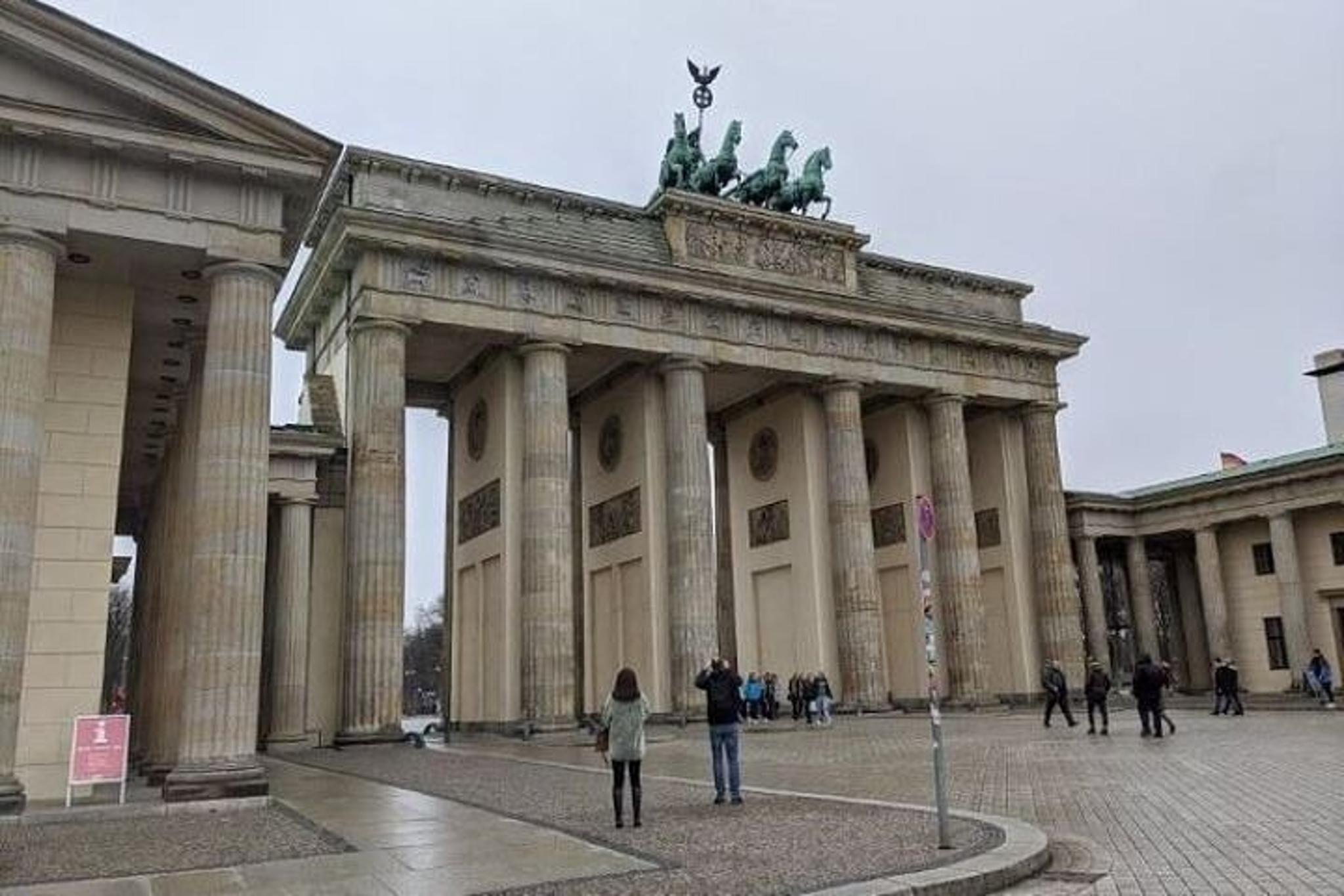 Berlin Potsdam Private Tour by Car 6 hr