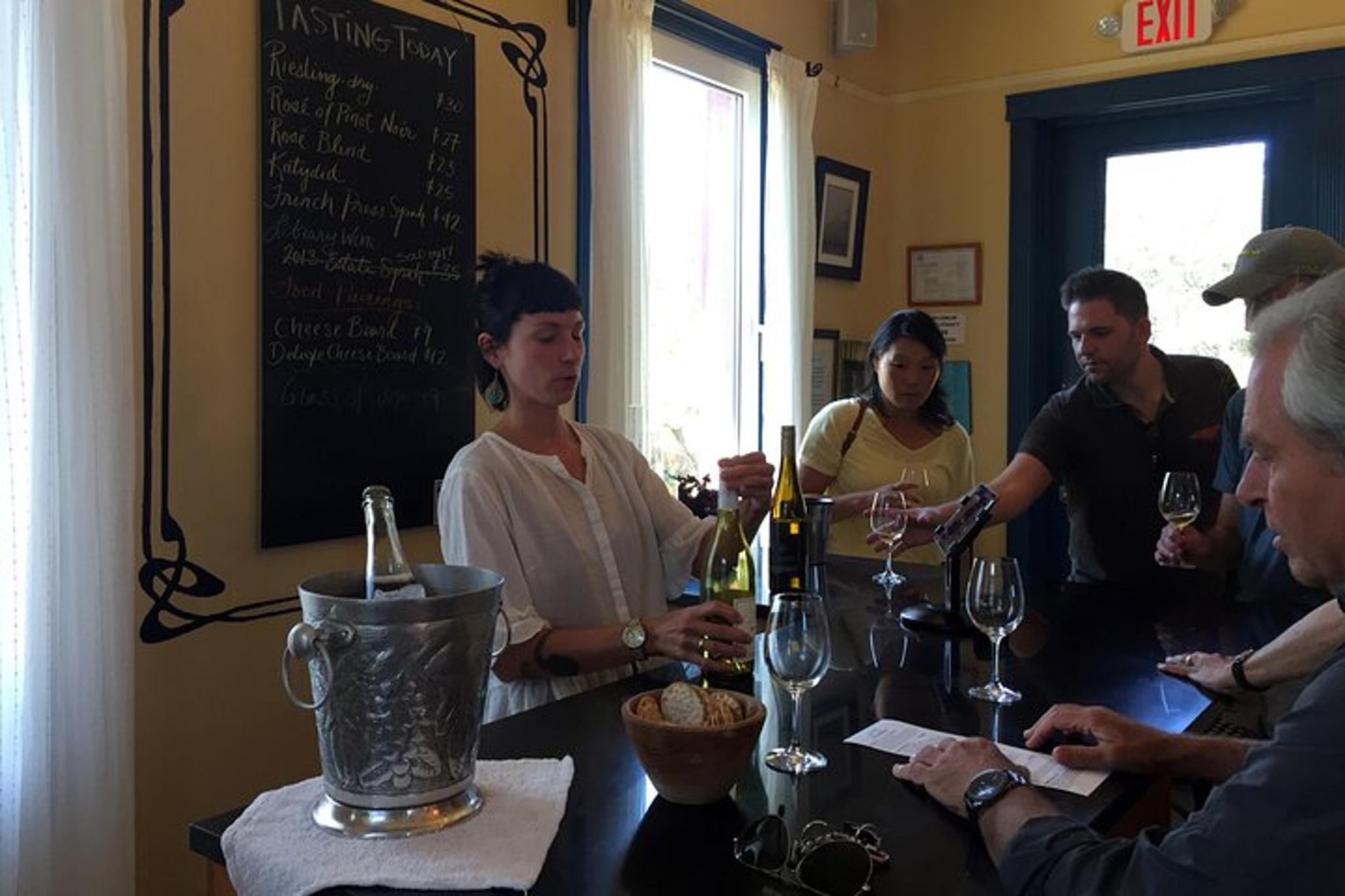 Columbia Gorge Wine Tasting Tour - Image 5