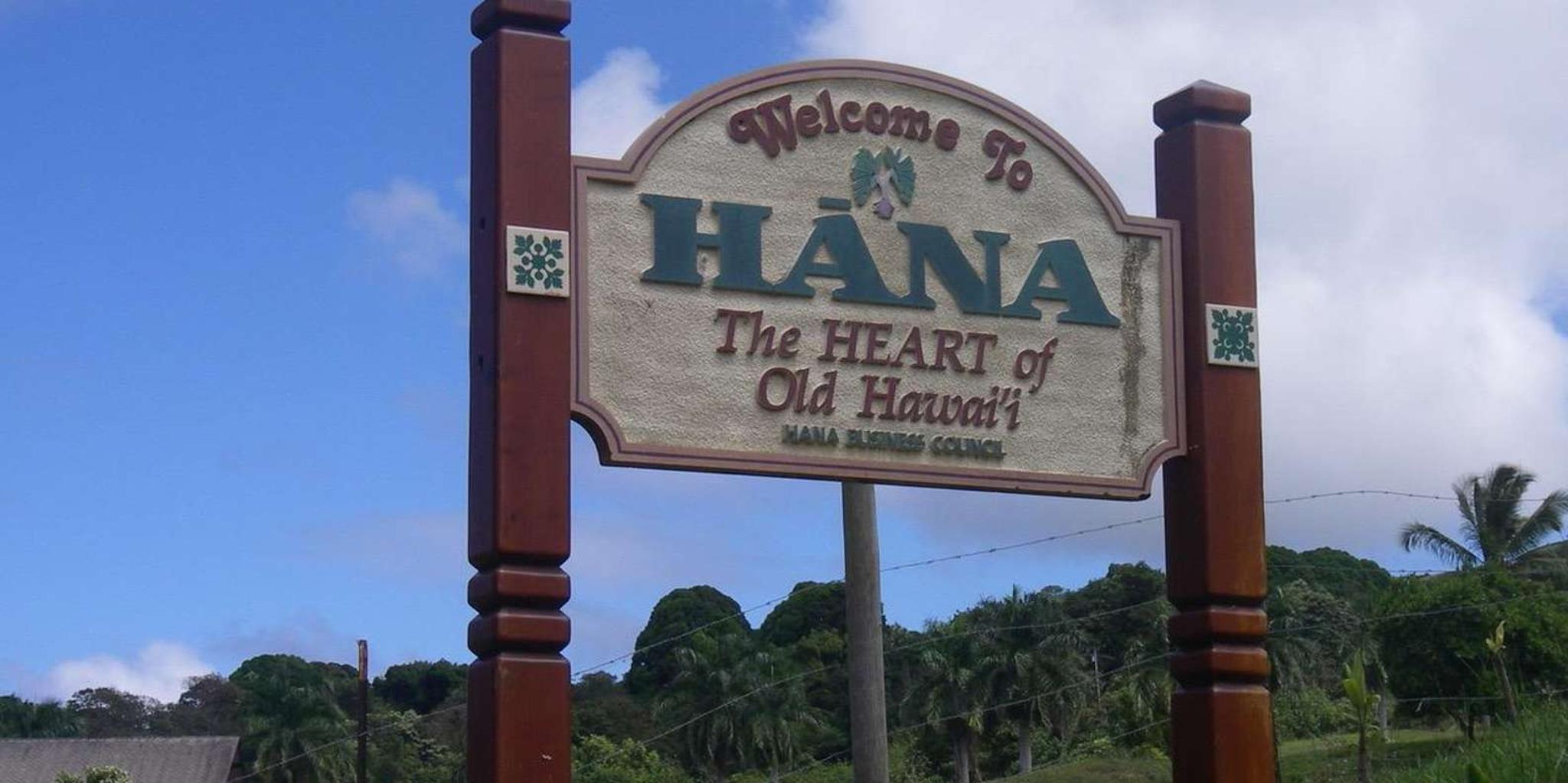 Maui Road to Hana Slingshot Adventure - Image 5