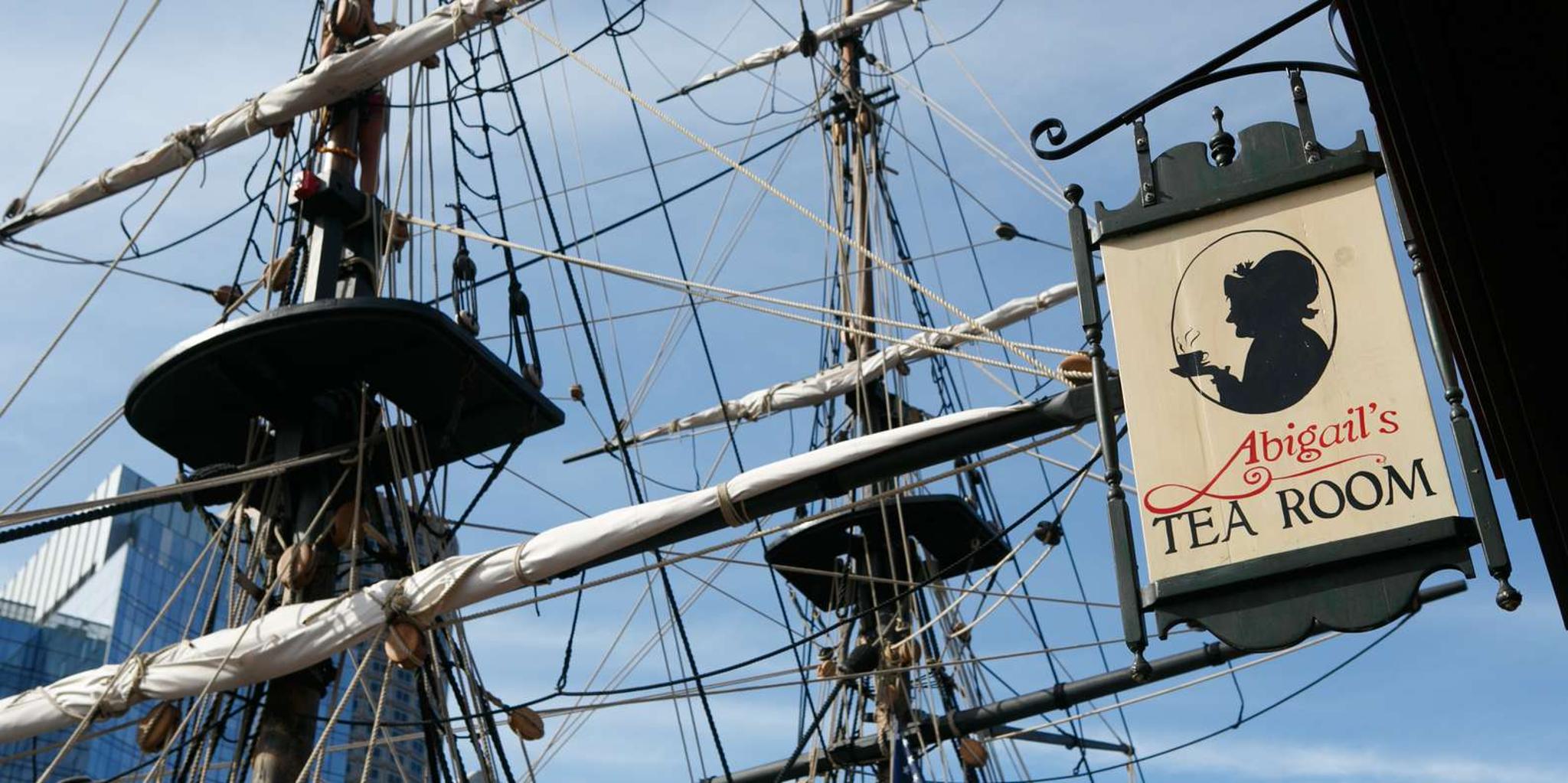 Boston Tea Party Ships and Museum Interactive Tour - Image 2