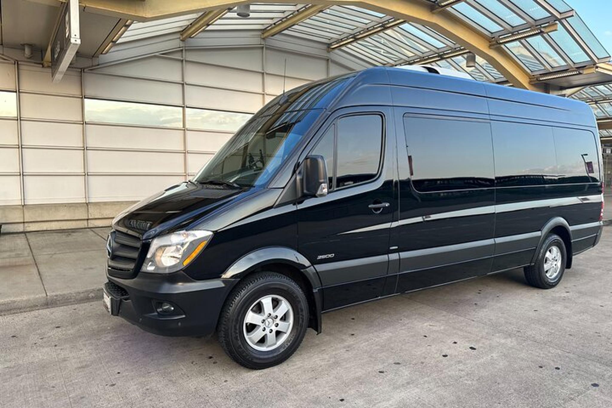 Washington D.C. Private Airport Transportation - Image 3