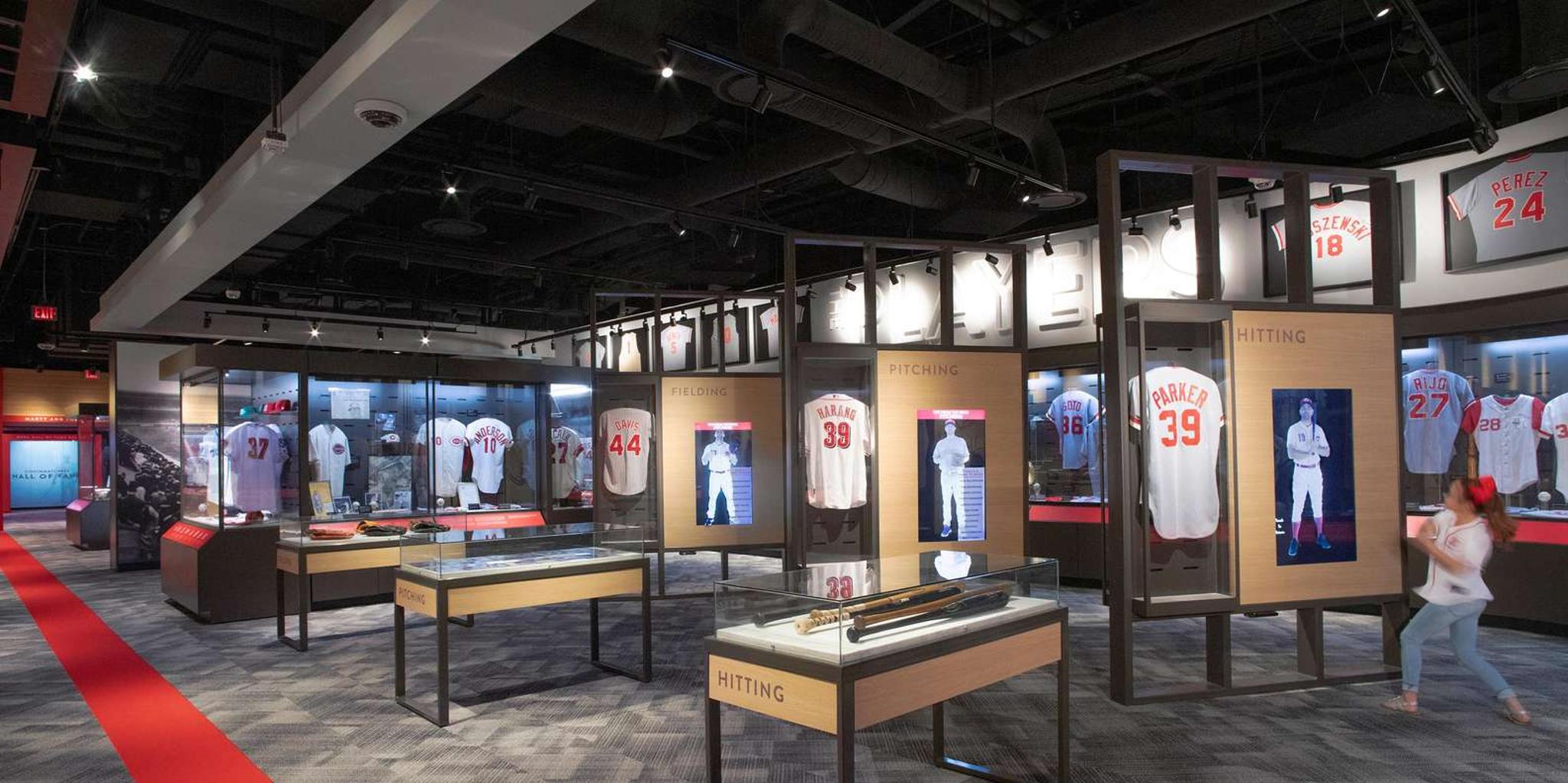 Cincinnati Ball Park Tour with Reds HOF Entry - Image 6