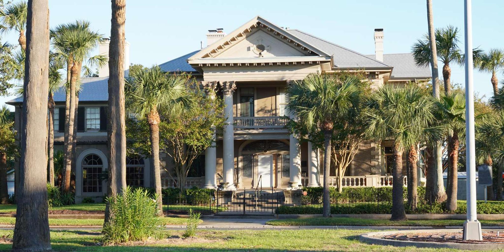 Galveston Day Trip from Houston with Harbor Cruise - Image 3