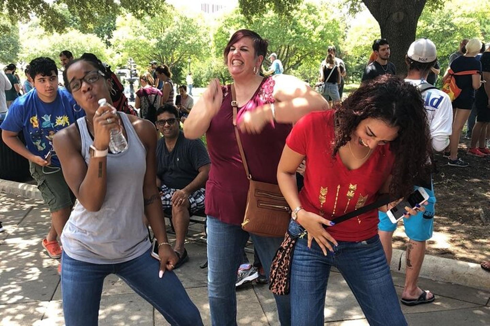 Milwaukee Scavenger Hunt - Image 1