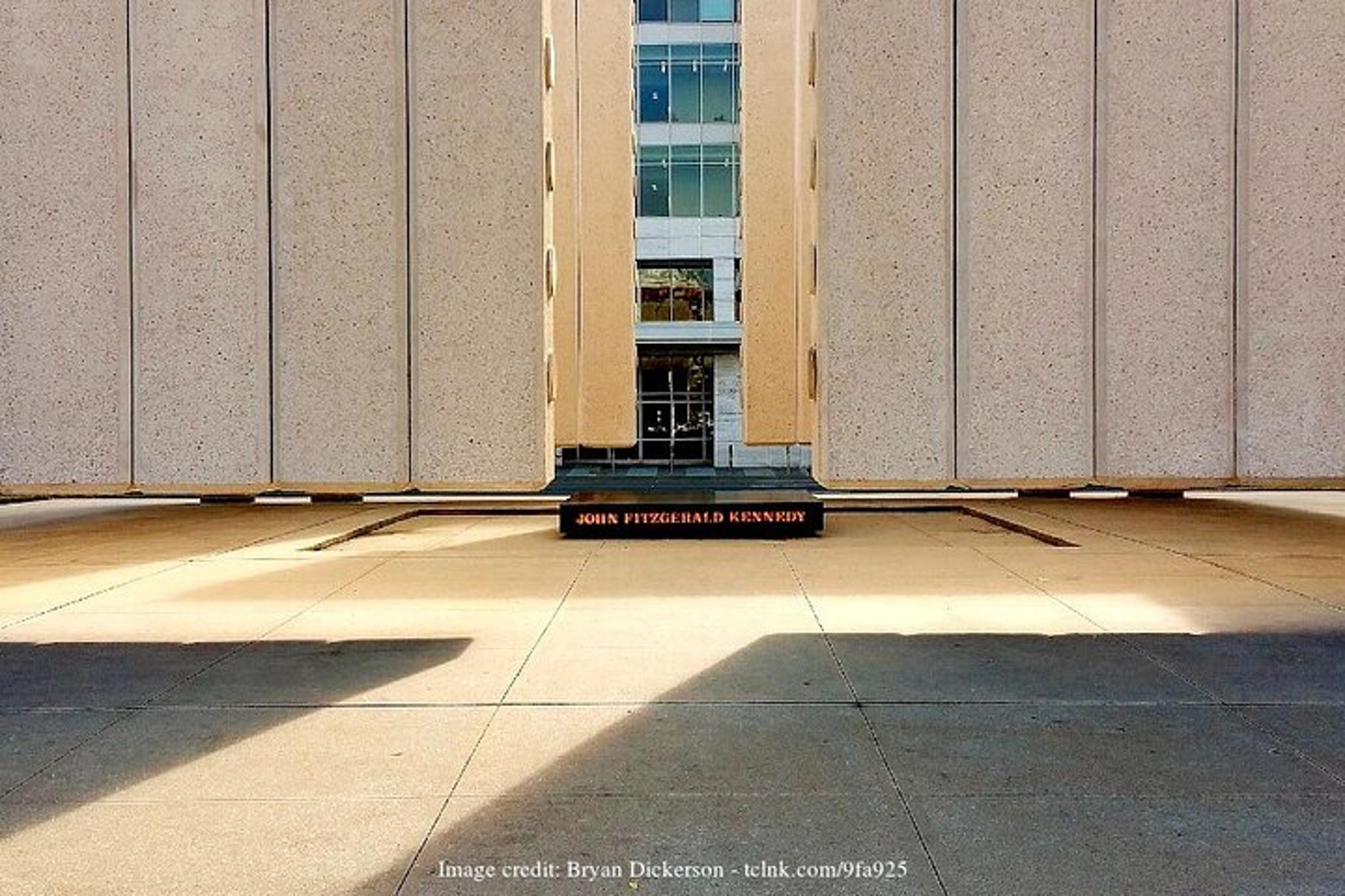 Dallas JFK Assassination Tour: The Sixth Floor Museum - Image 3