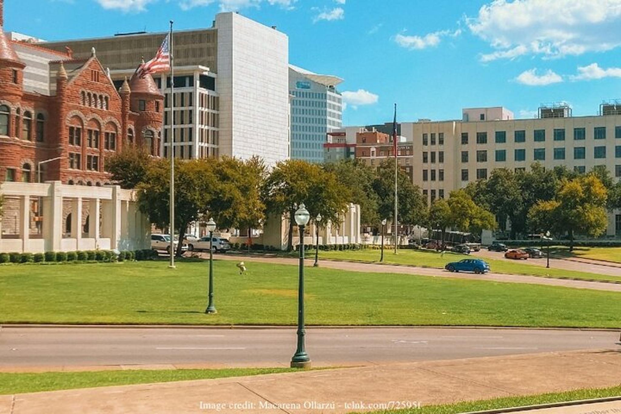Dallas JFK Assassination Tour: The Sixth Floor Museum - Image 1