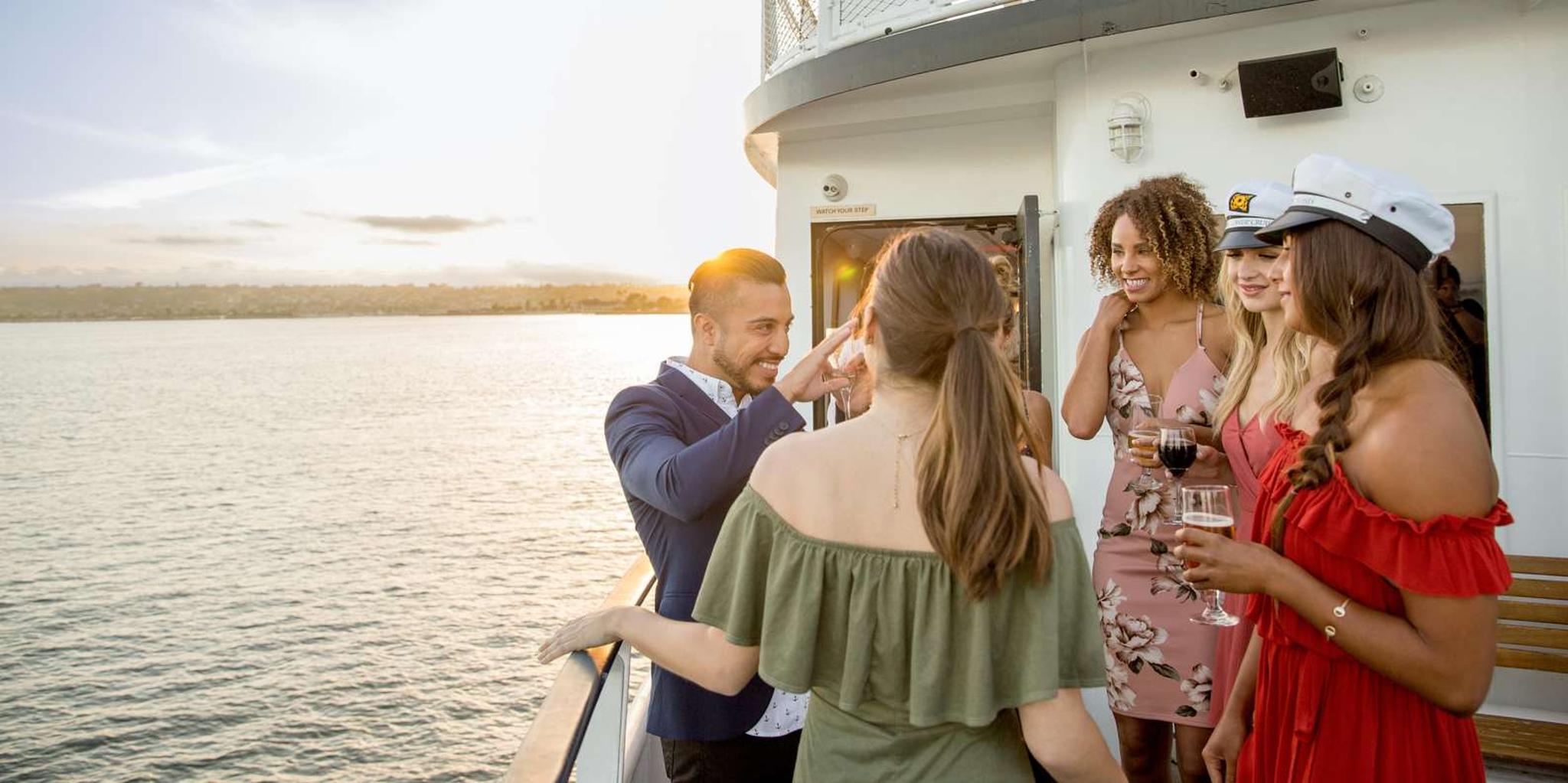 San Diego City Dinner Cruise - Image 3