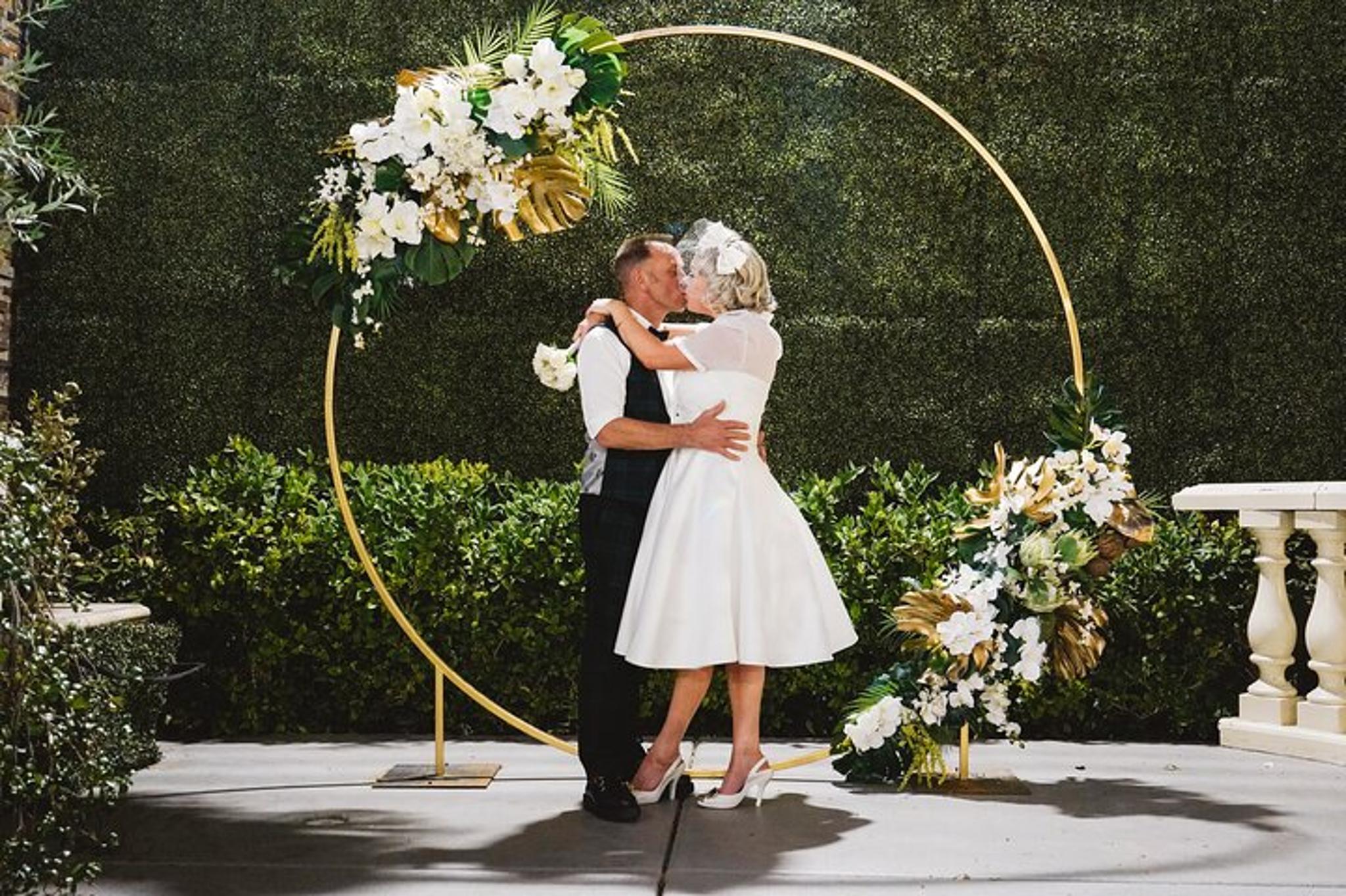 Las Vegas Vow Renewal Ceremony - Image 6