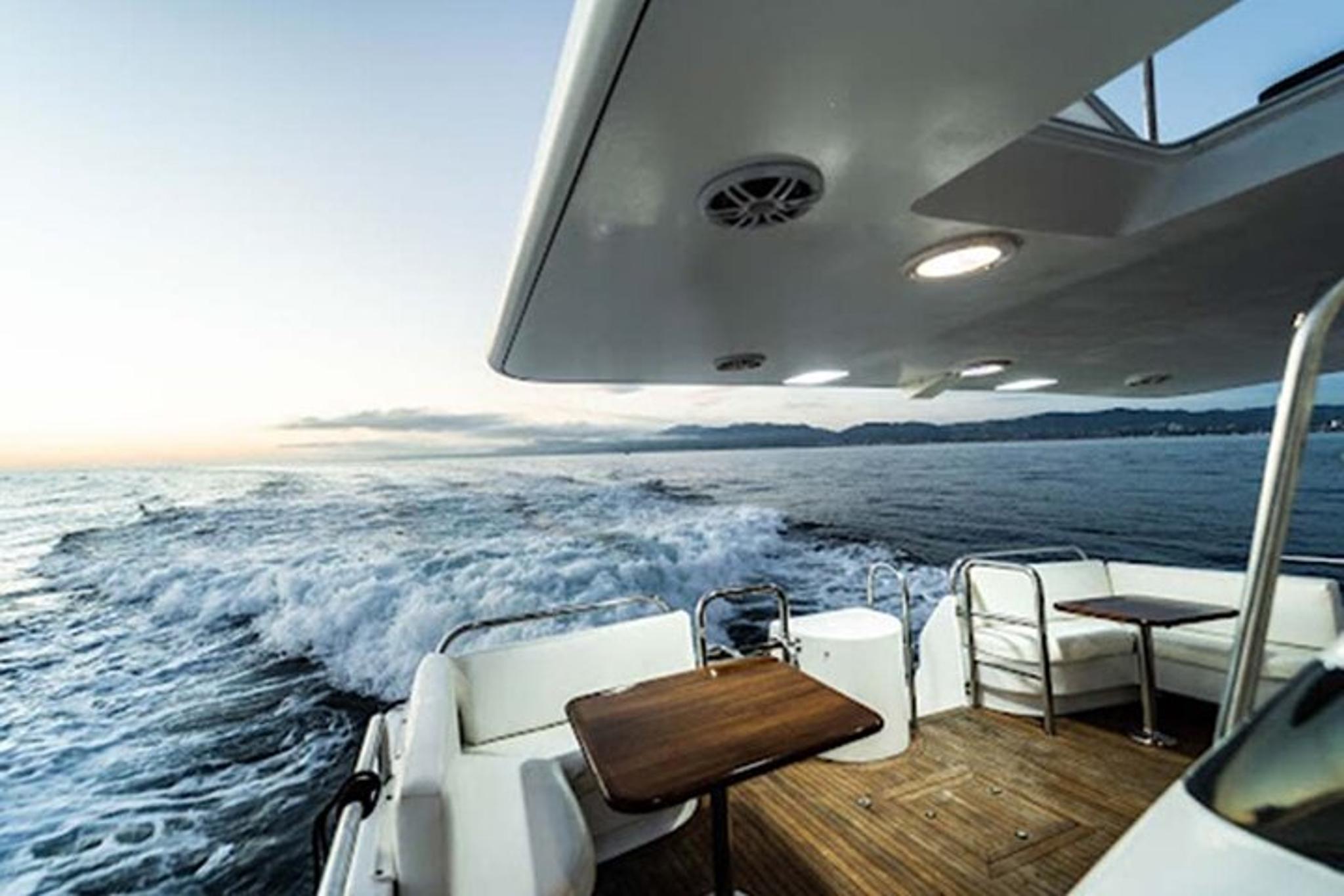 Newport Beach Yacht Rental - Image 4