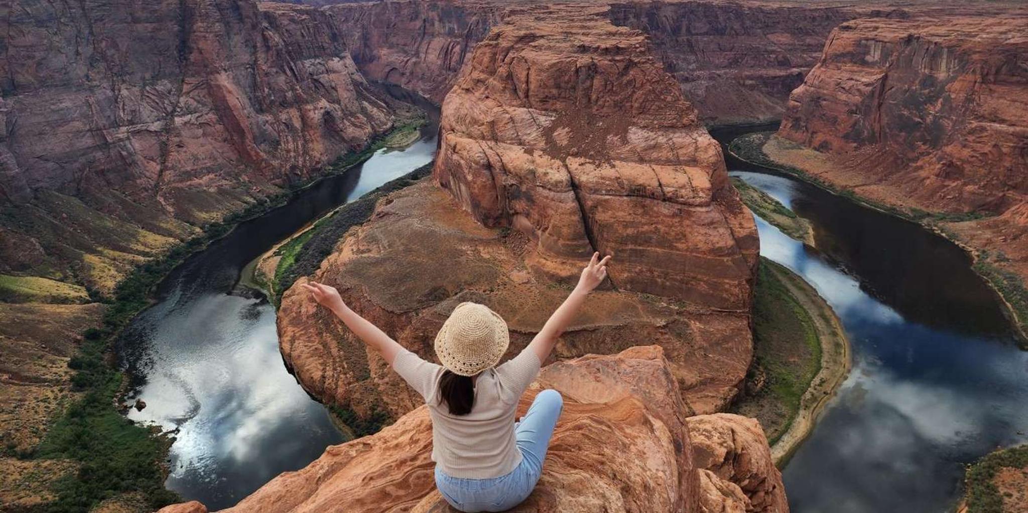 Las Vegas Grand Canyon Antelope Canyon Tour - Image 5