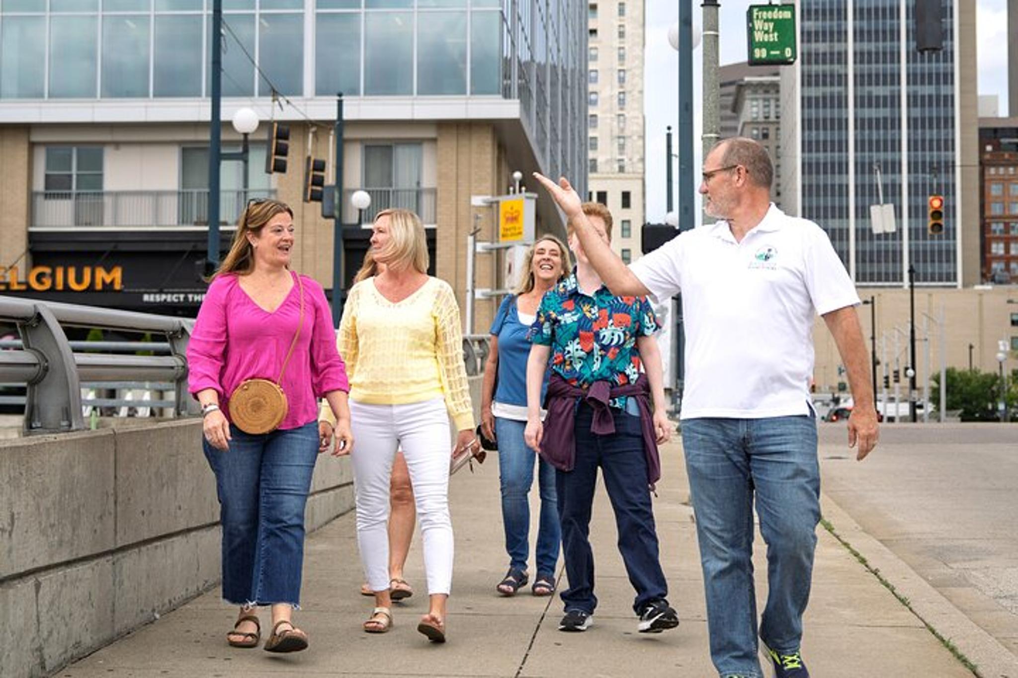 Cincinnati Streetcar Food Tour