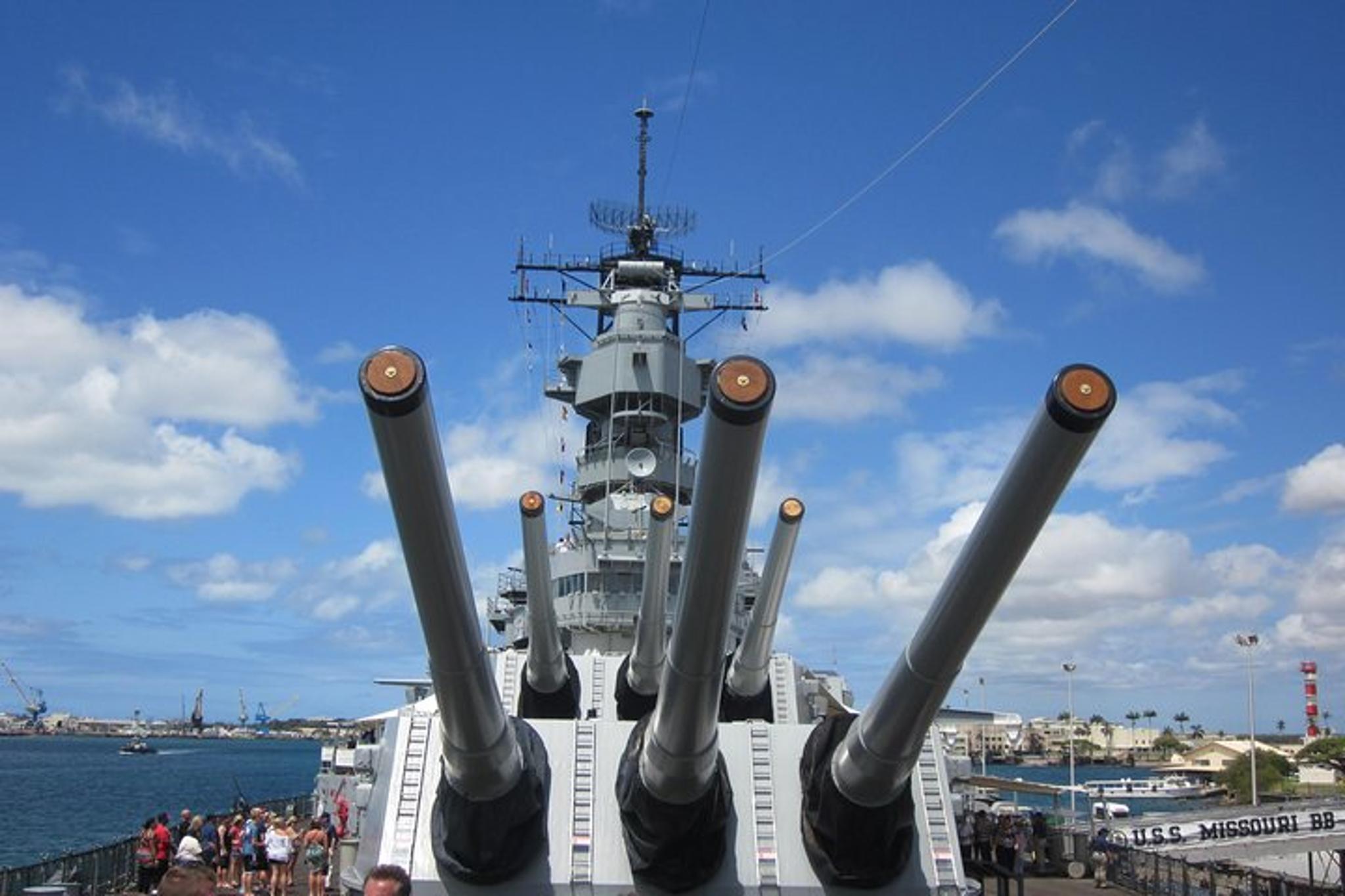 Honolulu Pearl Harbor Small Group Tour with Lunch - Image 2
