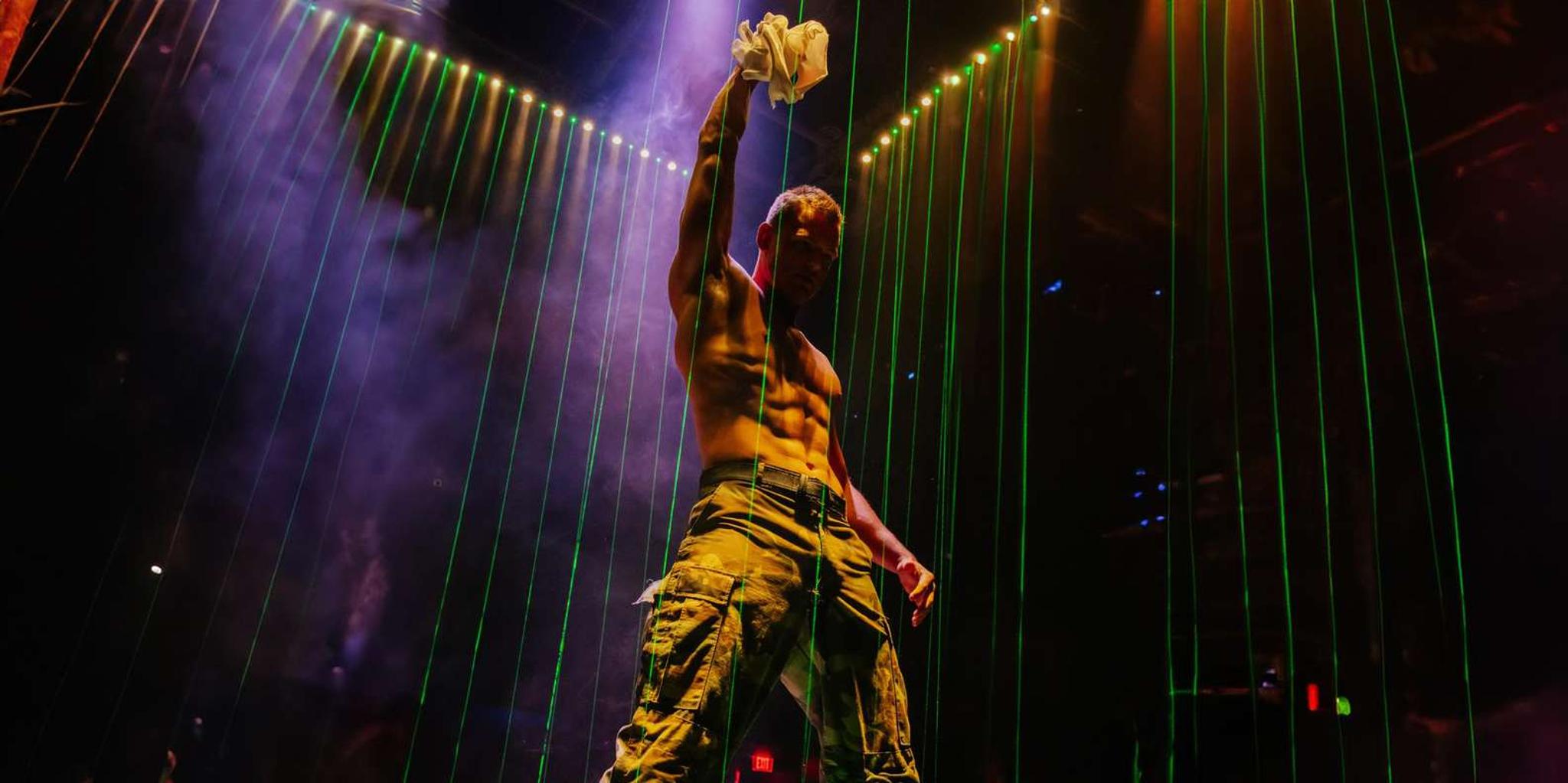 Las Vegas Thunder from Down Under Show