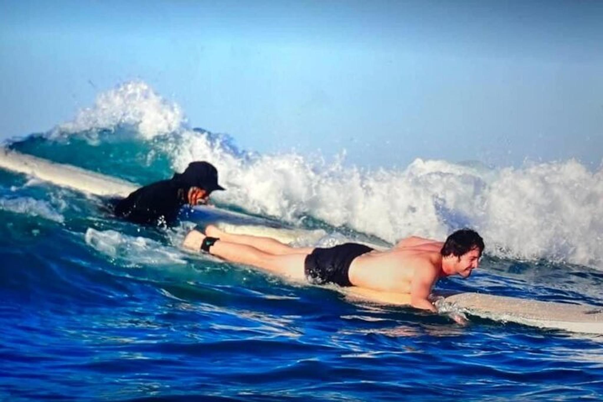 Honolulu Surf Lesson with Transportation - Image 5