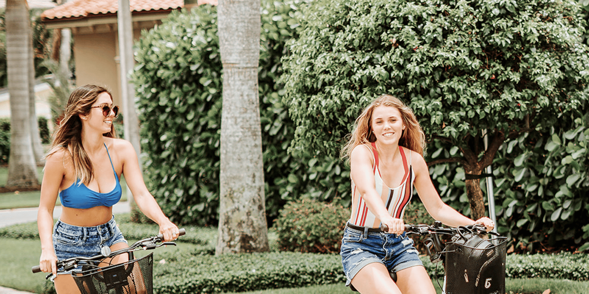 Naples Electric Trike and Bike Tour - Image 1