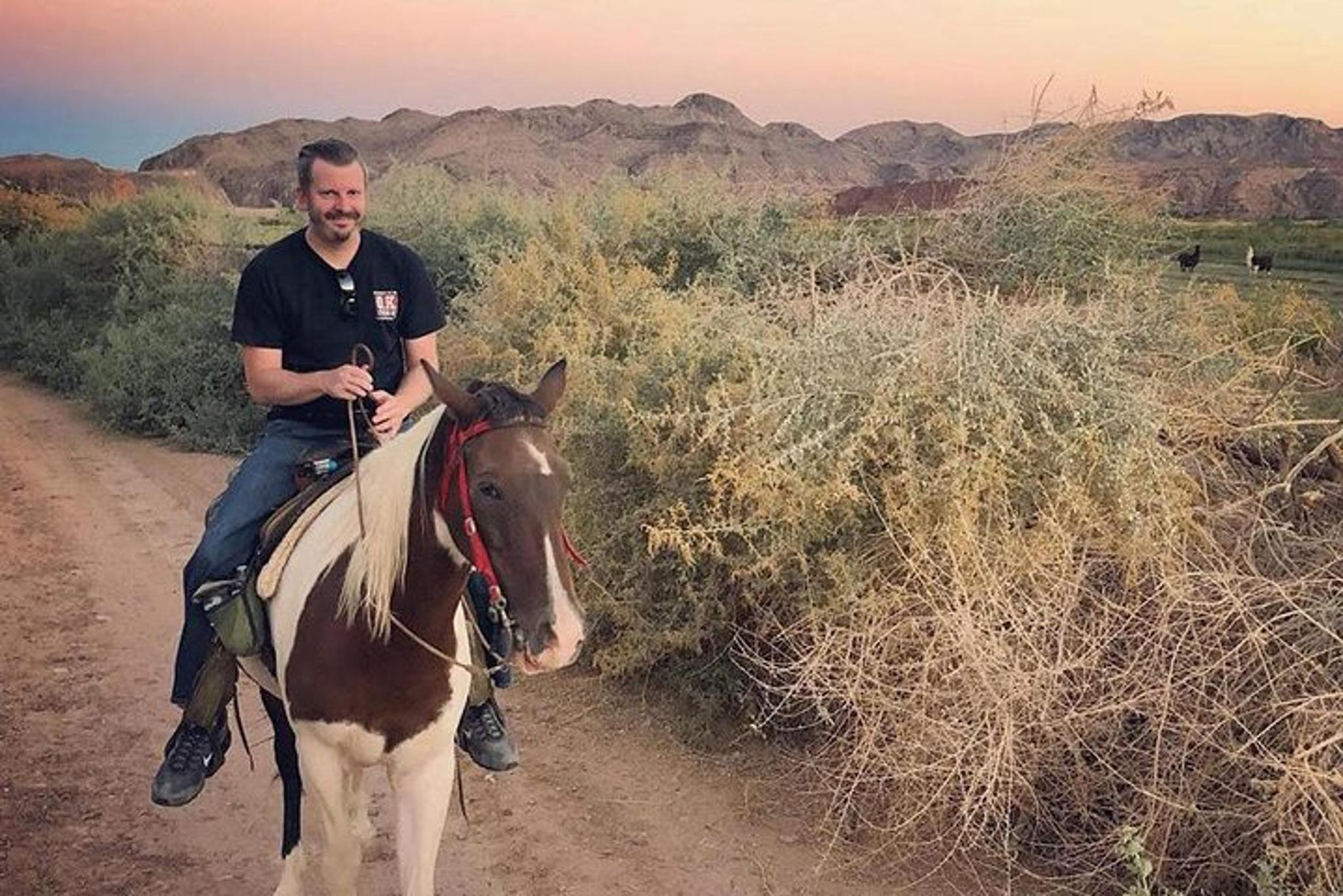 Las Vegas Horseback Ride with Meal - Image 3