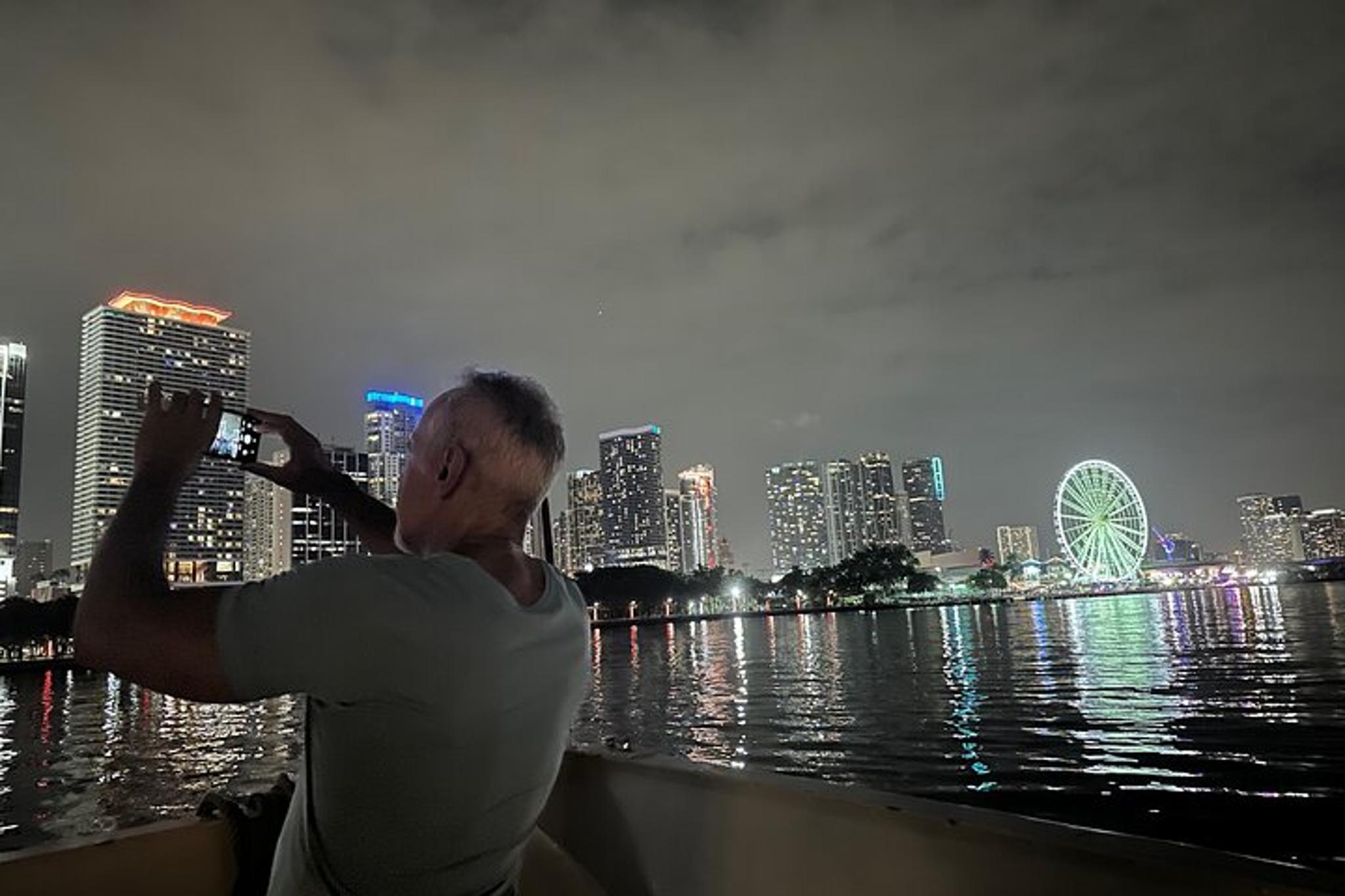 Miami Bayfront Park Millionaires Sightseeing Cruise 75 min - Image 3