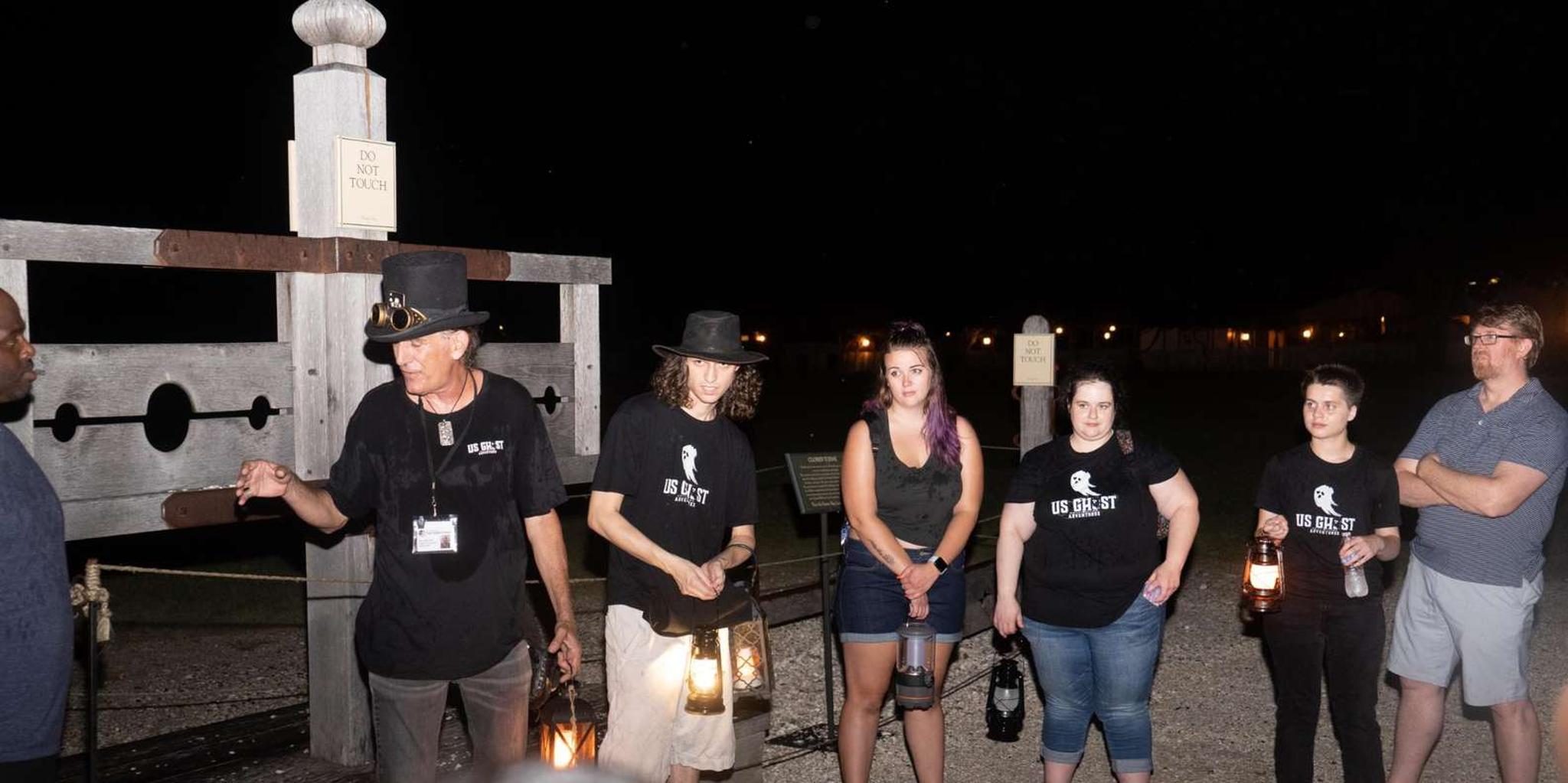 Williamsburg Ghost Tour at Night - Image 4
