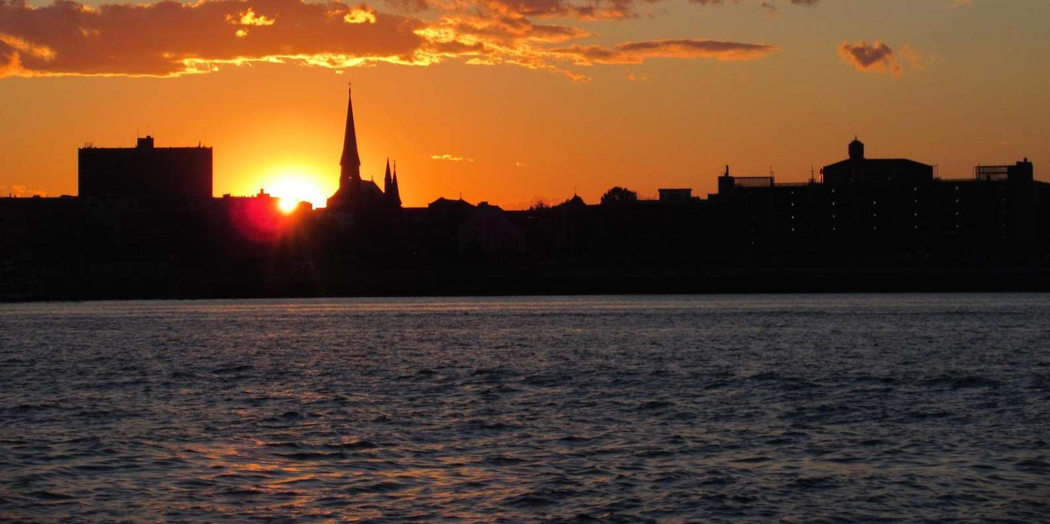 Portland Casco Bay Lighthouse Cruise at Sunset - Image 2