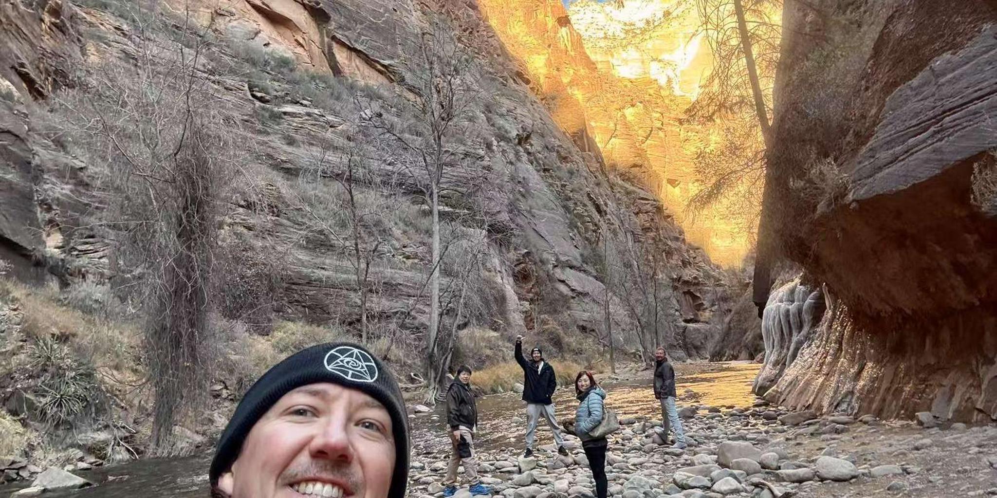 Las Vegas Zion National Park Hiking Tour - Image 3