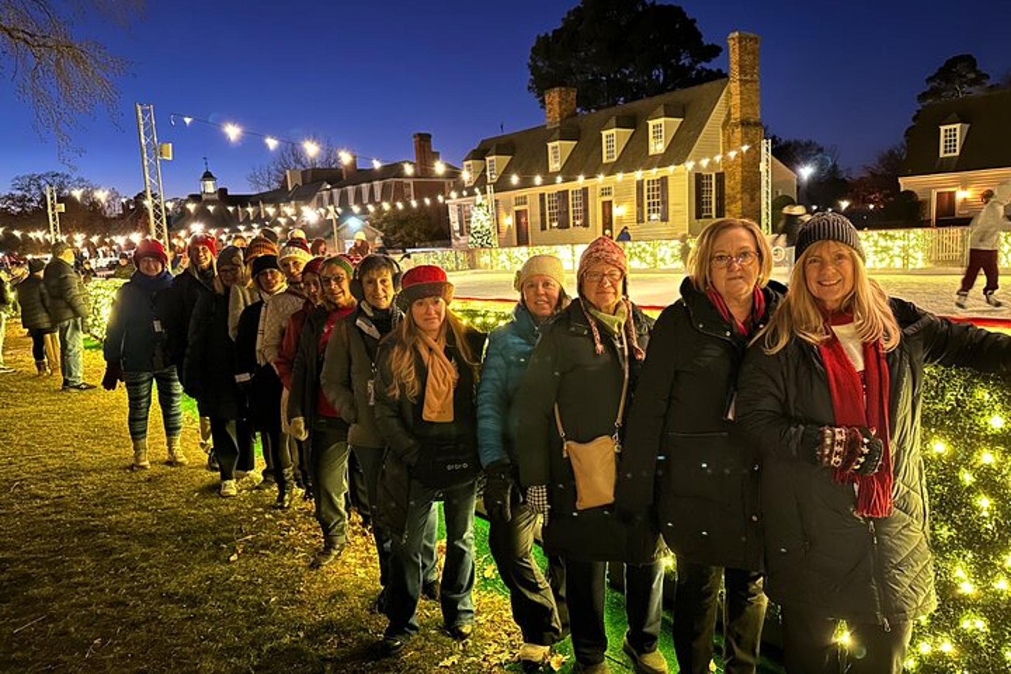 Williamsburg Christmas Holiday Tour Before Fireworks - Image 3