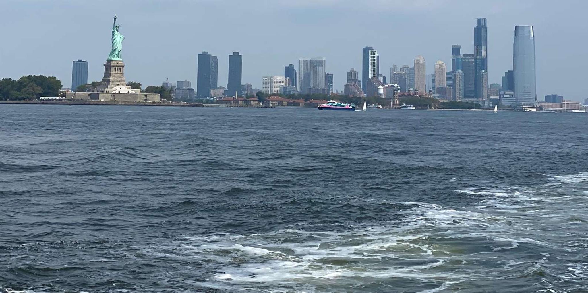 New York City Bus and Boat Tour - Image 6