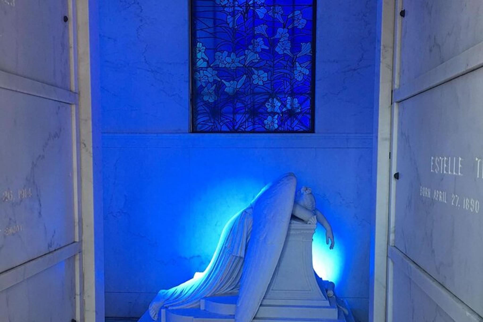 New Orleans Metairie Cemetery Walking Tour 90 min - Image 1