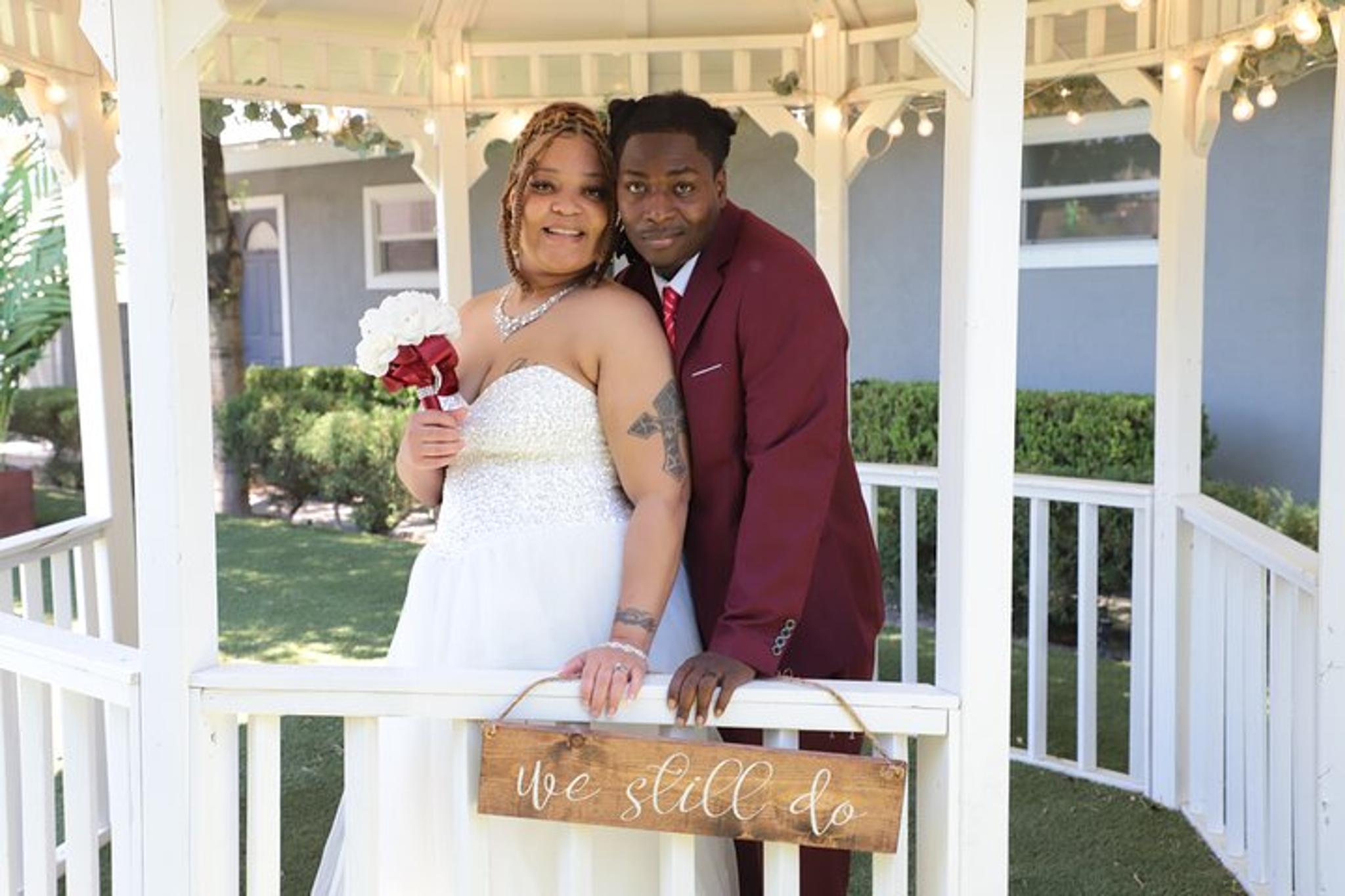 Las Vegas Vow Renewal Ceremony 45 min - Image 5