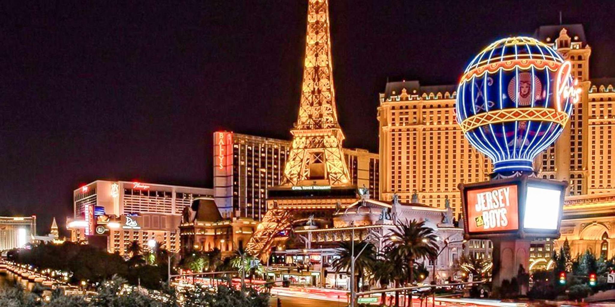 Las Vegas Eiffel Tower Viewing Deck Ticket - Image 2