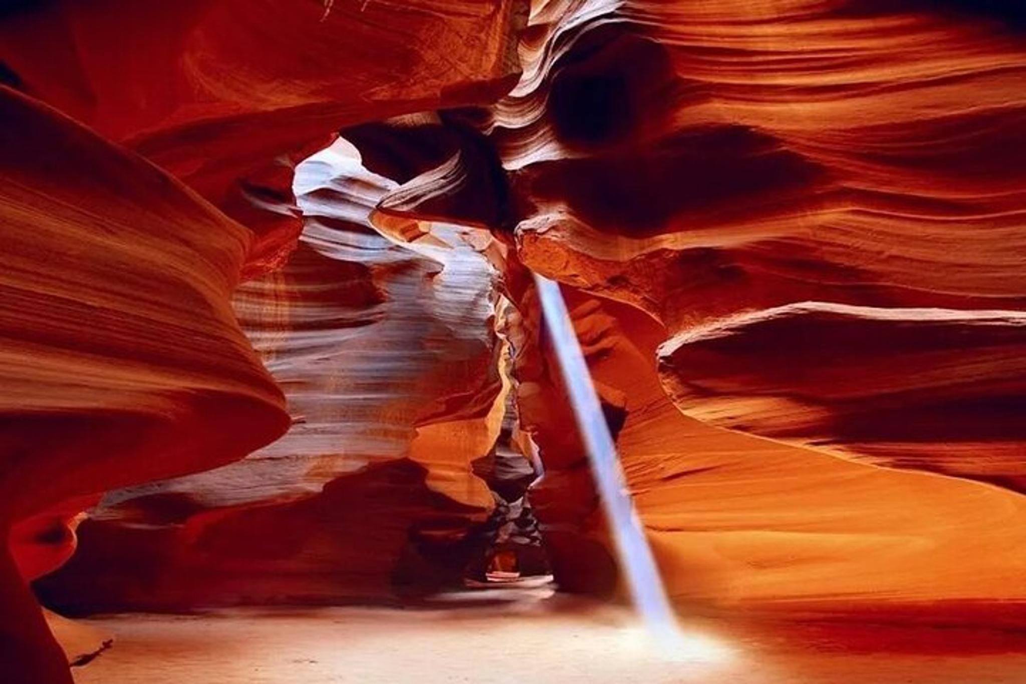 Las Vegas Antelope Canyon and Horseshoe Bend Tour - Image 2