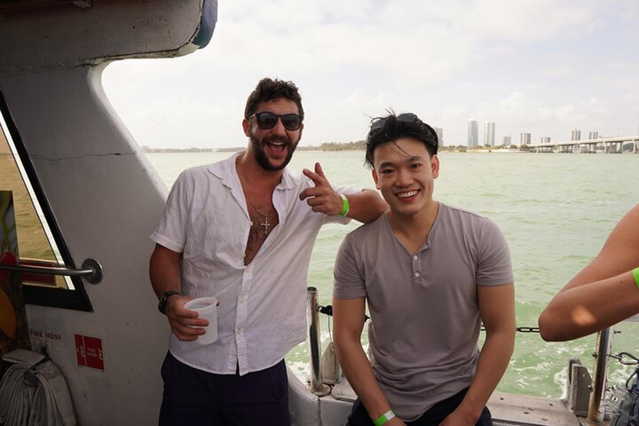 Miami Party Boat Cruise - Image 3