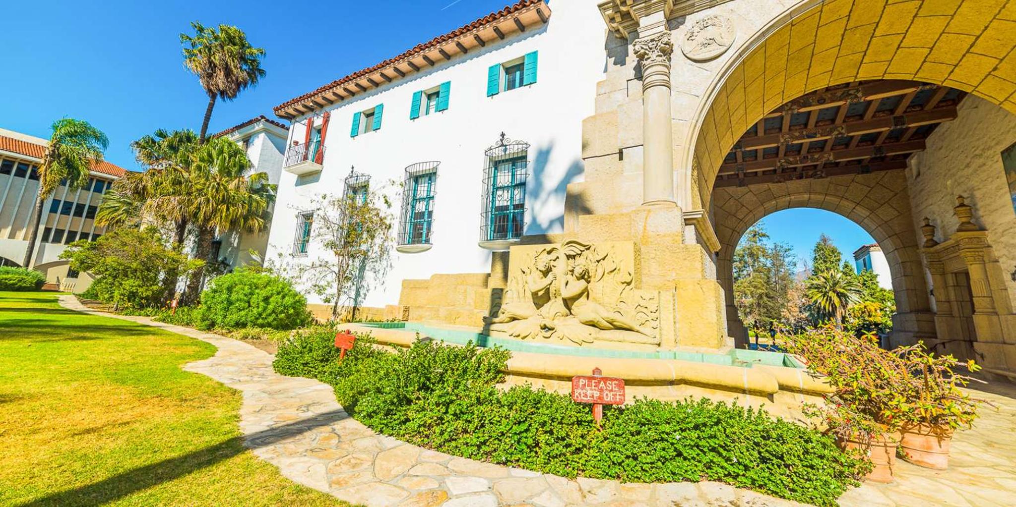 Santa Barbara Cocktail and History Walking Tour - Image 3