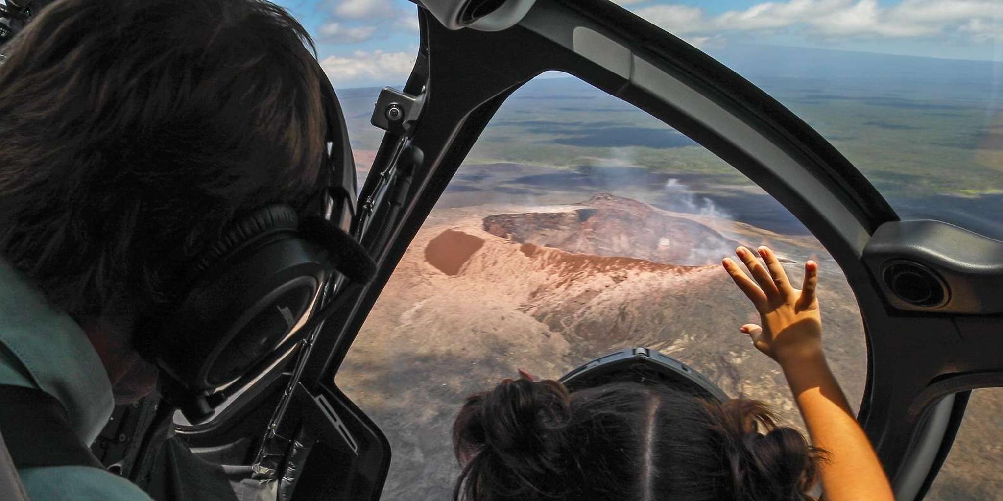 Hilo Helicopter Tour Over Waterfalls and Volcanoes