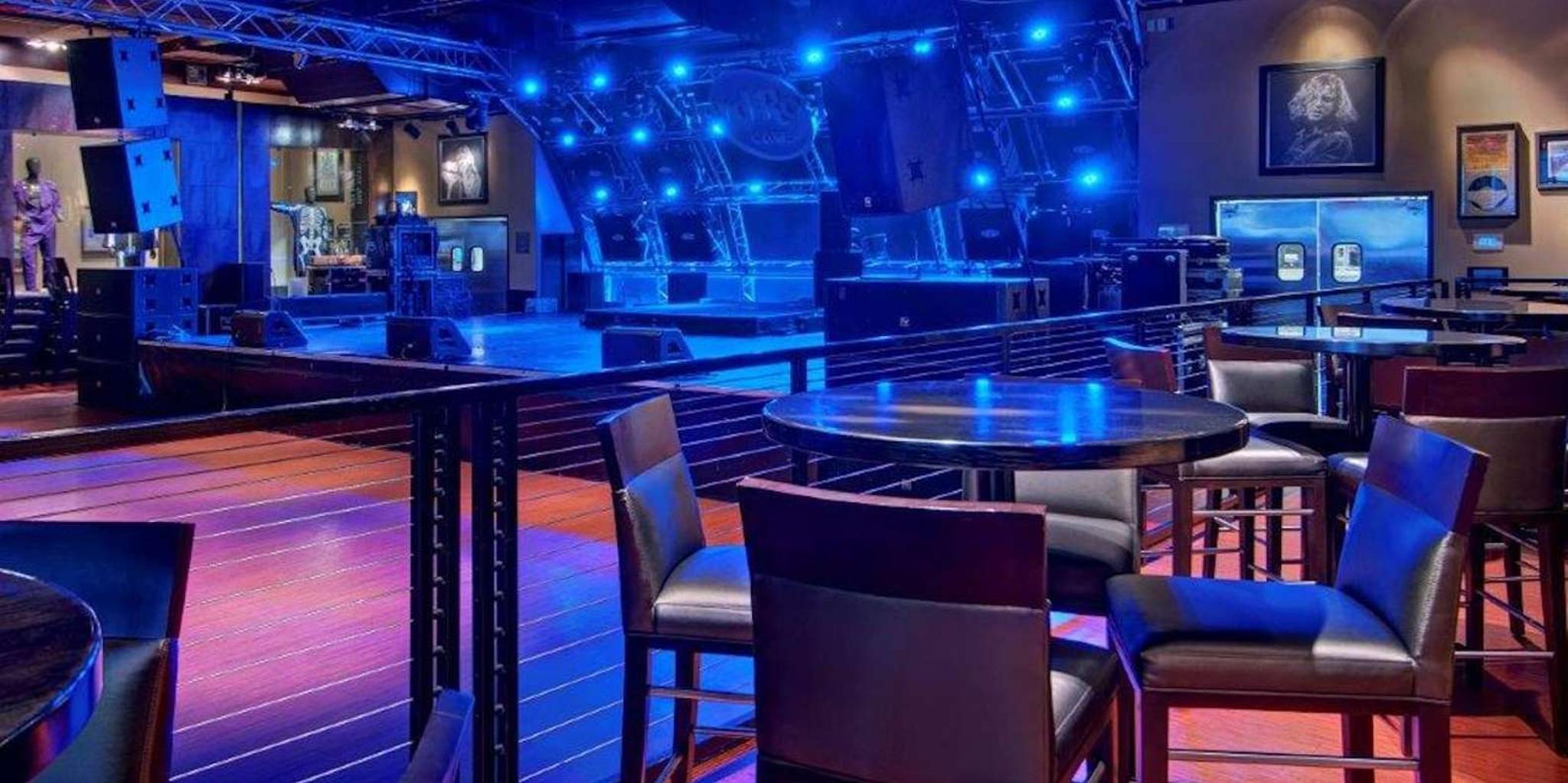 Las Vegas Hard Rock Cafe Dining Experience - Image 3