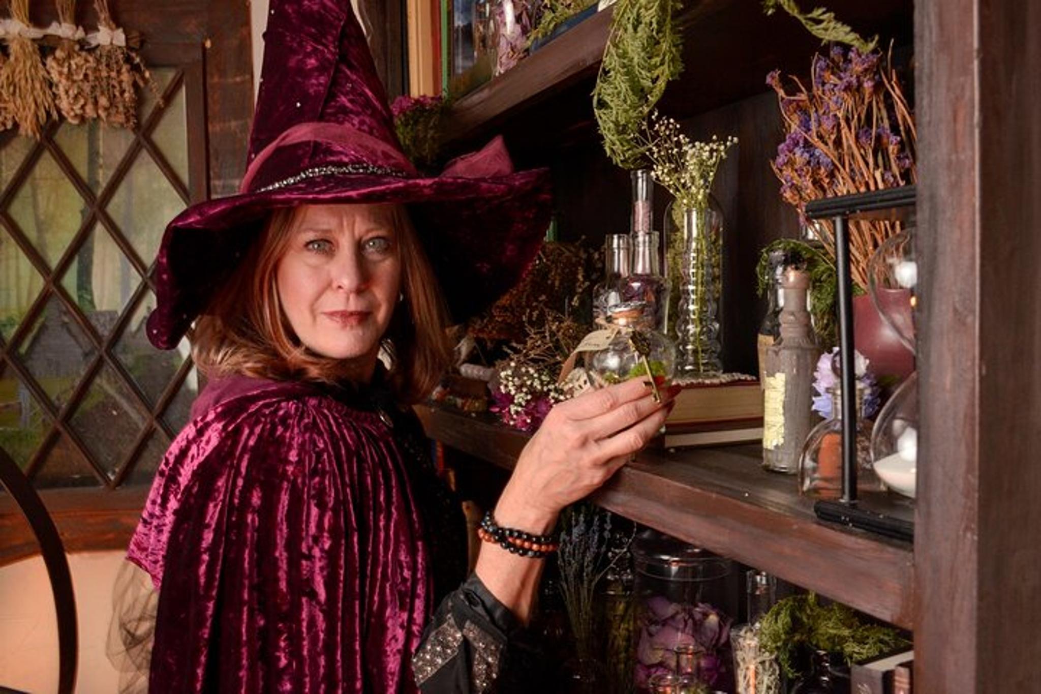 Salem Witch Costume Photo Shoot - Image 3