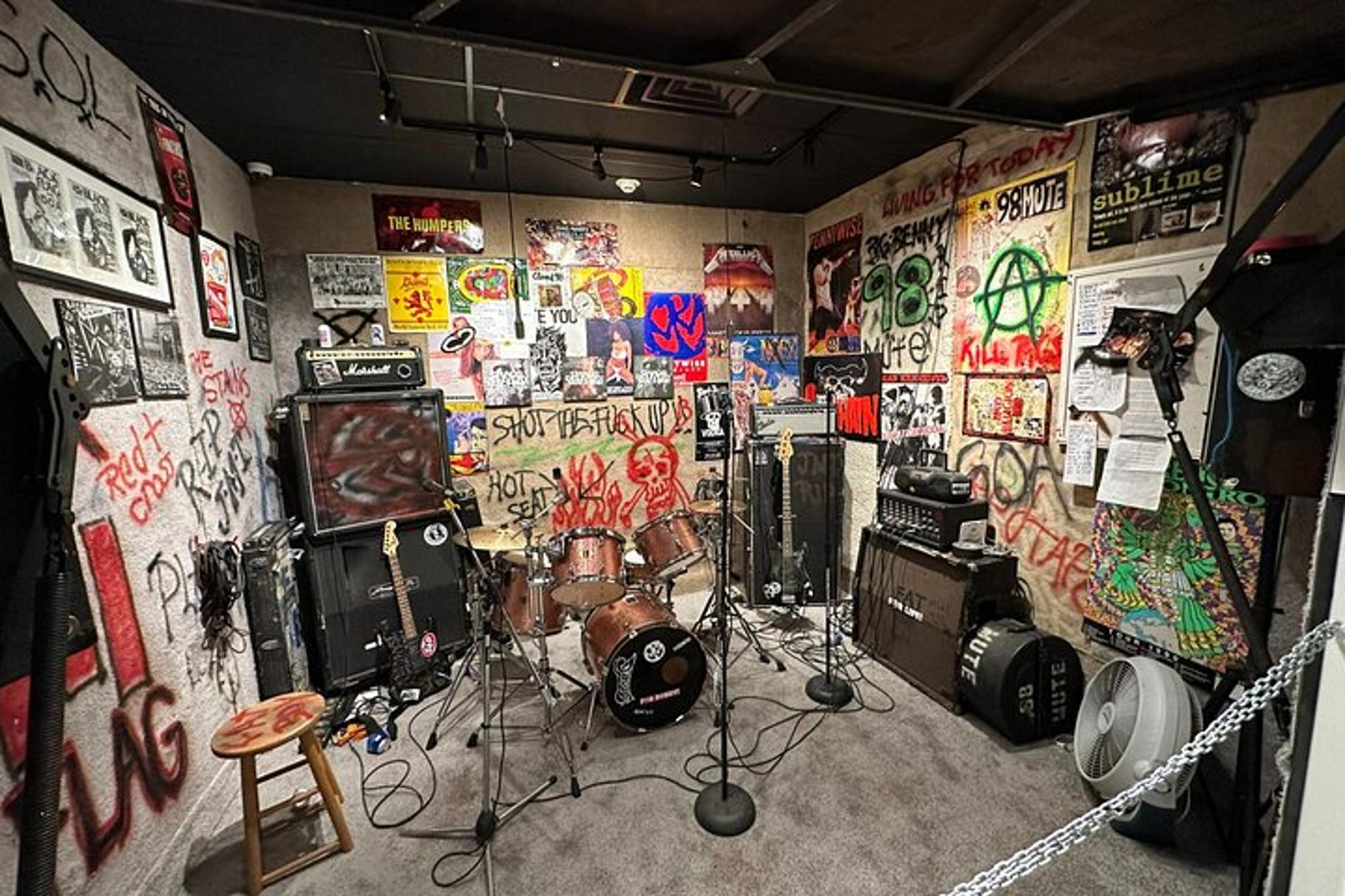 Las Vegas Rock N' Roll Museum Tour - Image 2