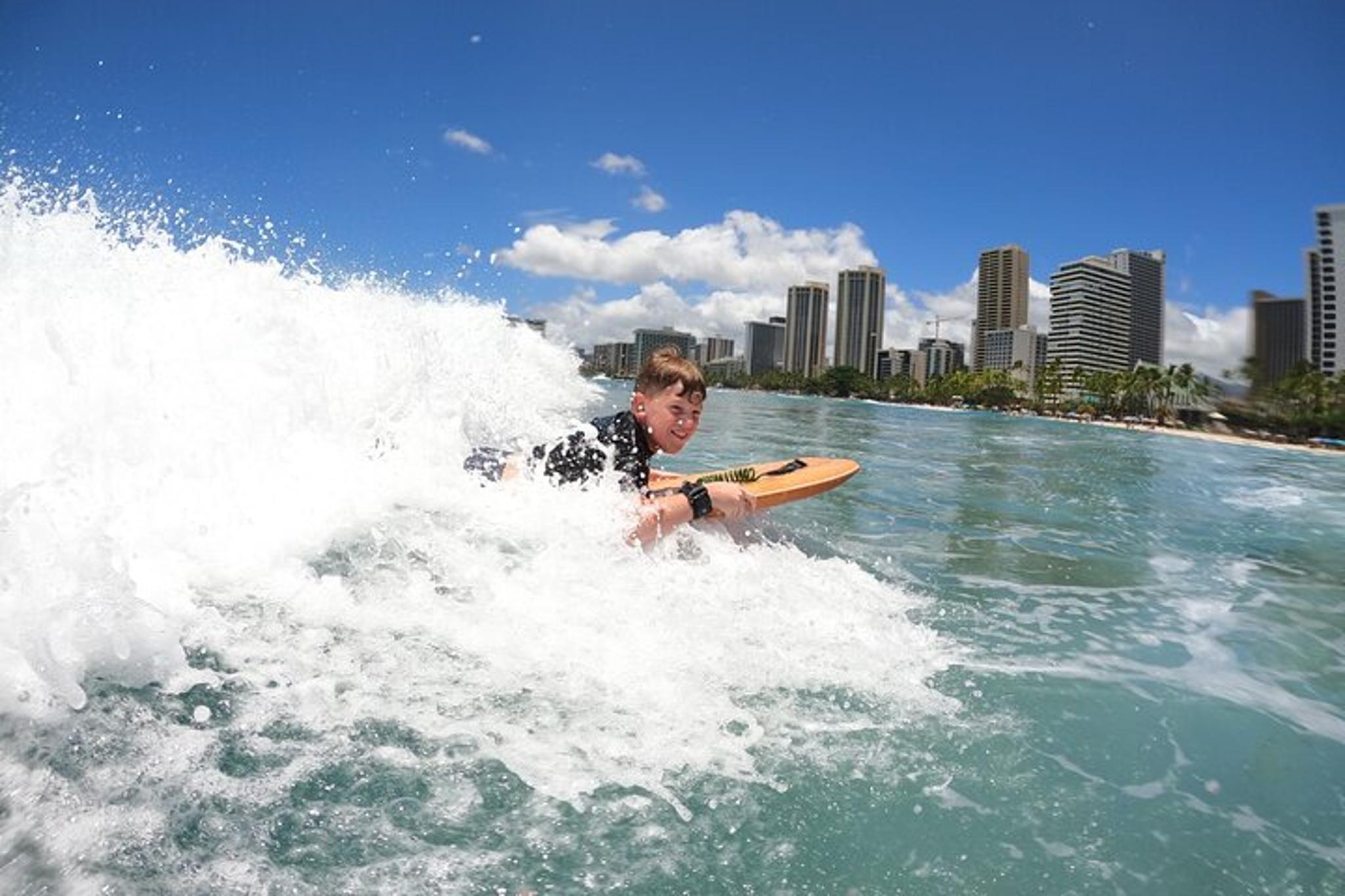 Waikiki Bodyboard Lessons - Image 2