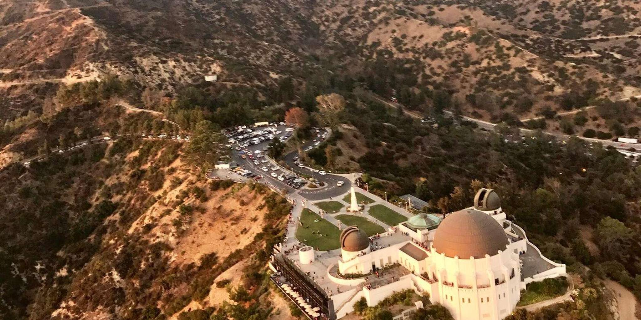 Los Angeles Helicopter Tour Over Hollywood Sign - Image 2