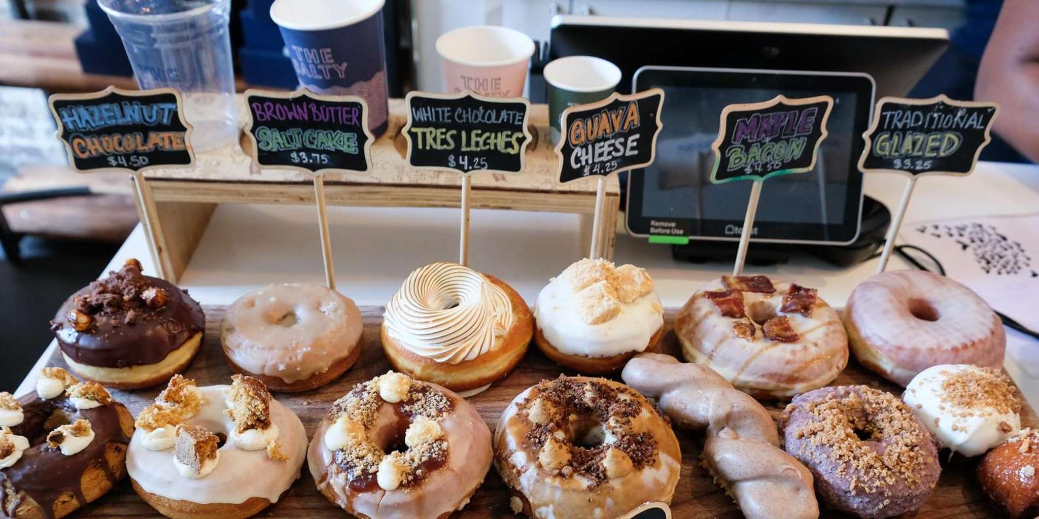 Miami Wynwood Donut and Street Art Tour - Image 5