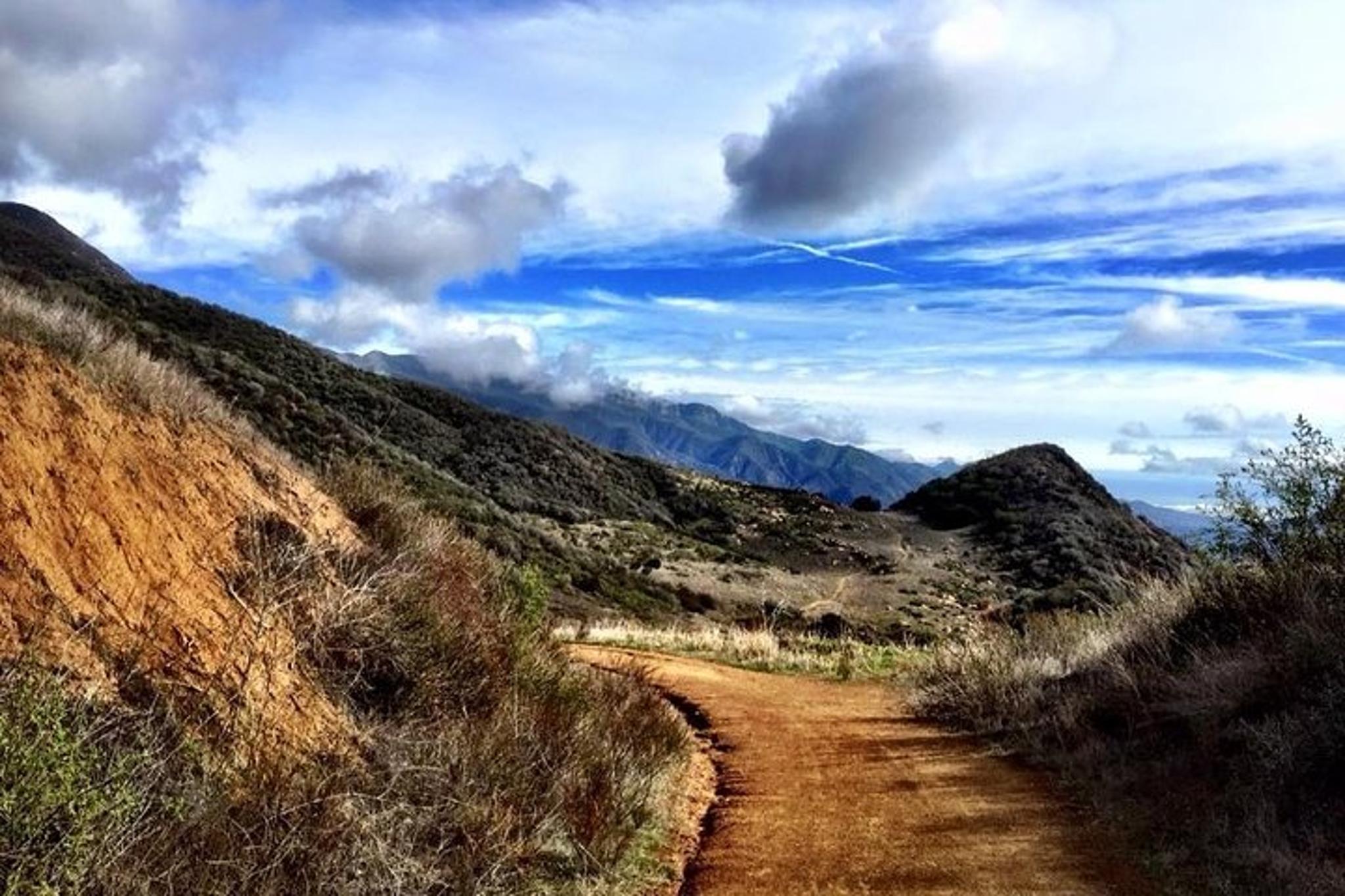 Ojai Hiking Experience - Image 2