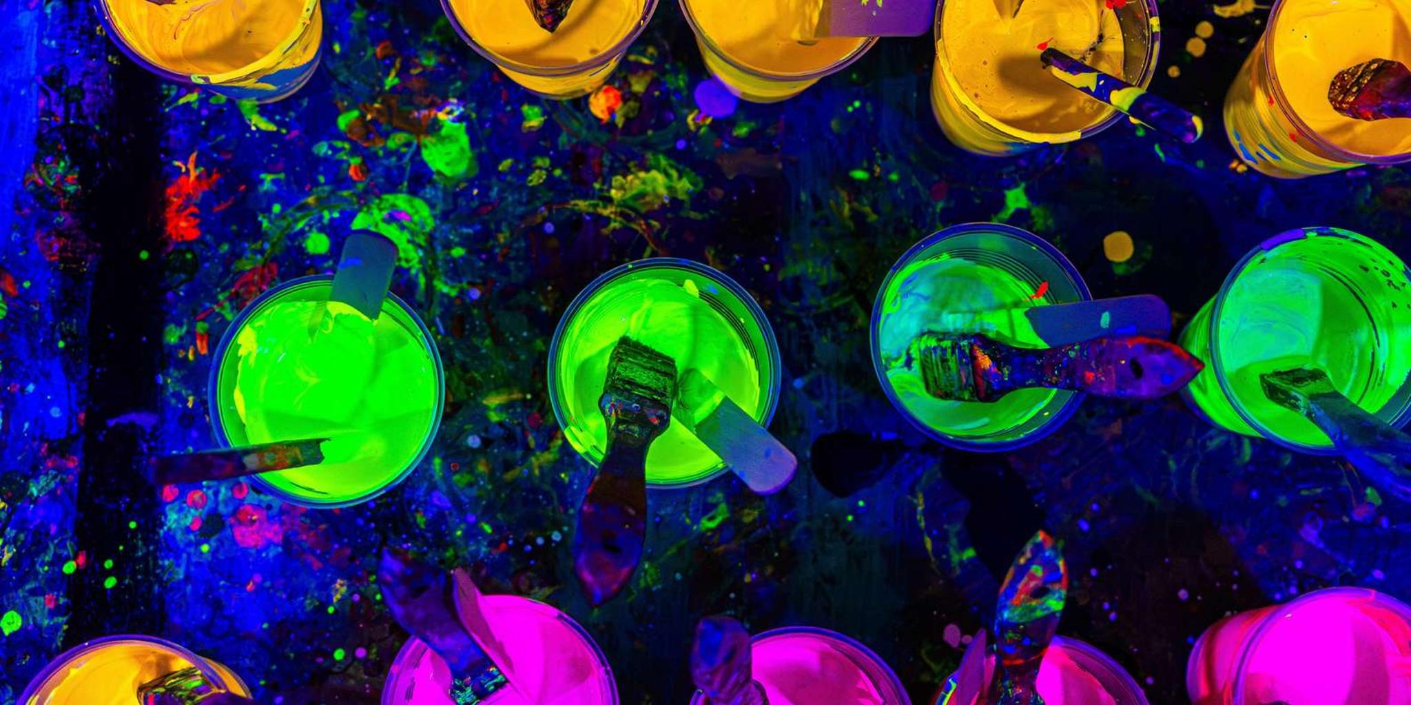 Houston Paint Therapy Experience with Neon Lights - Image 6