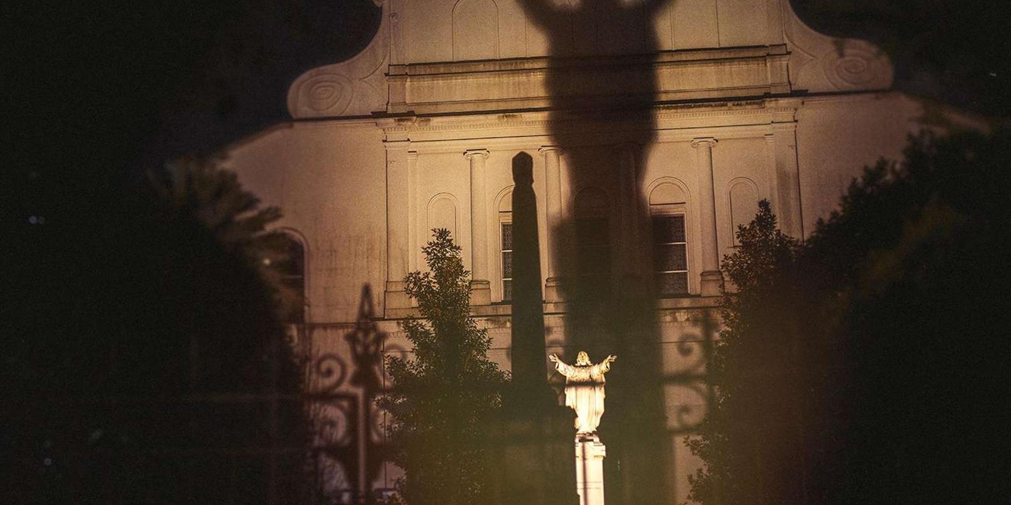 New Orleans Ghosts, Gods, & Gangsters Tour - Image 4